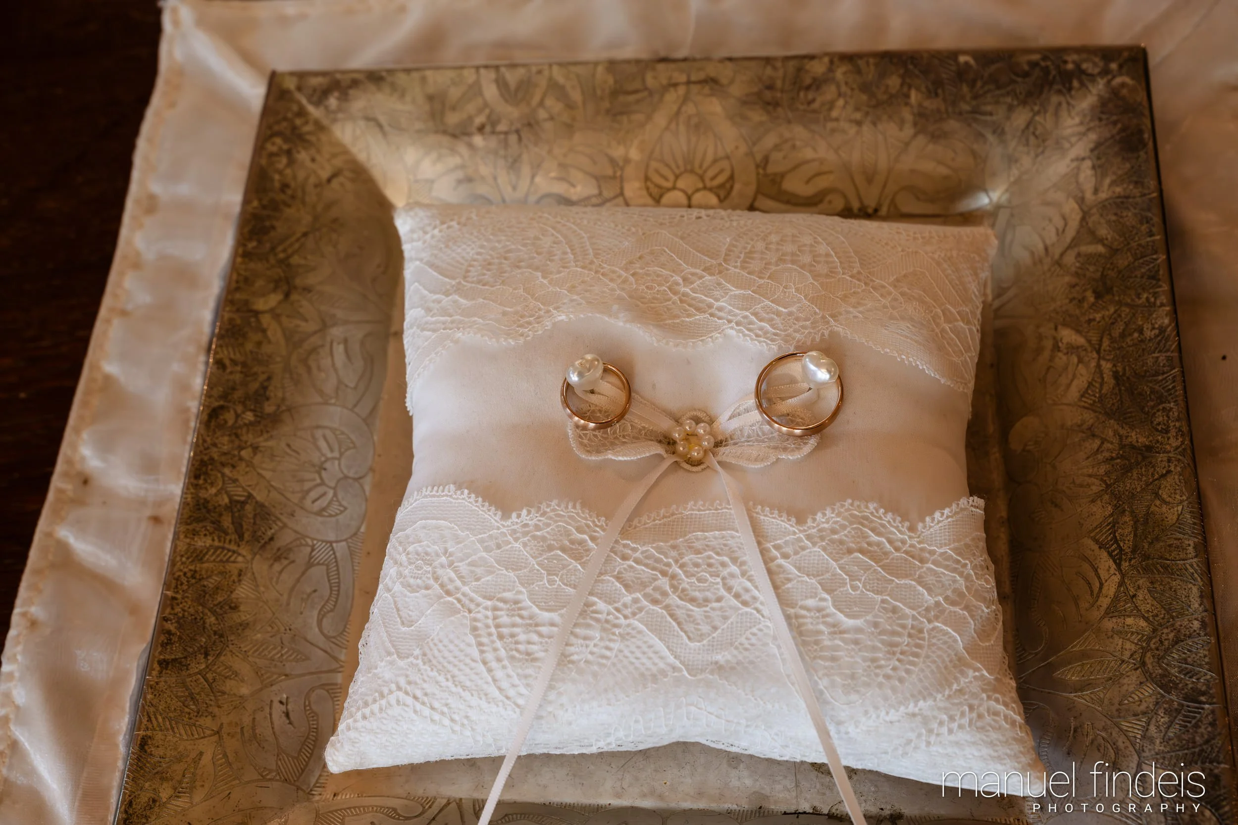 0089_Hochzeit_CuR_www.manuelfindeis.com.jpg