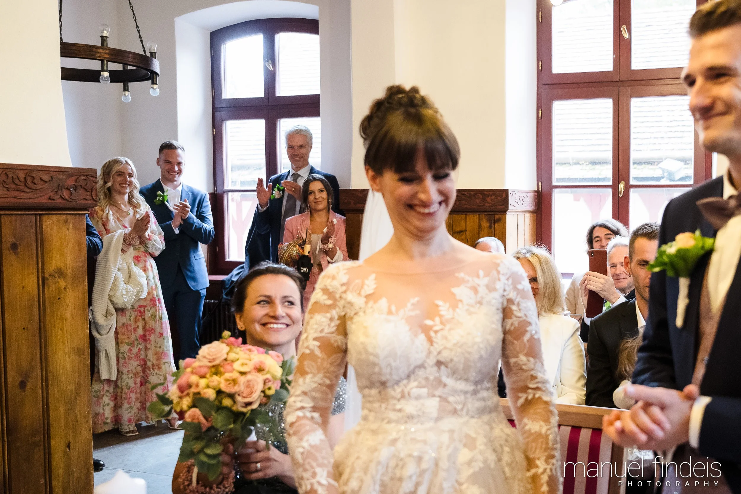 0227_Hochzeit-AuJ_www.manuelfindeis.com.jpg