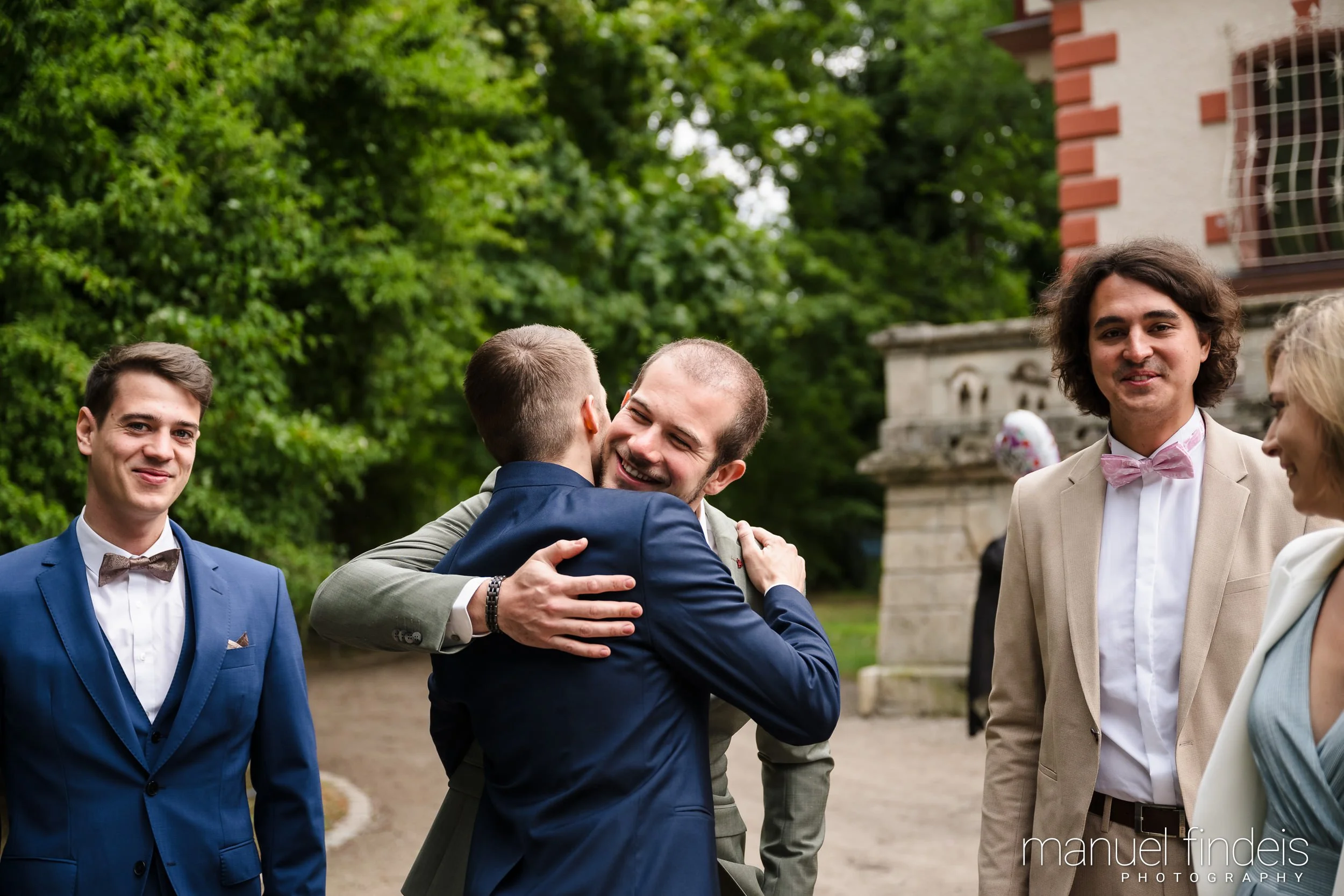 0013_Hochzeit-AuJ_www.manuelfindeis.com.jpg