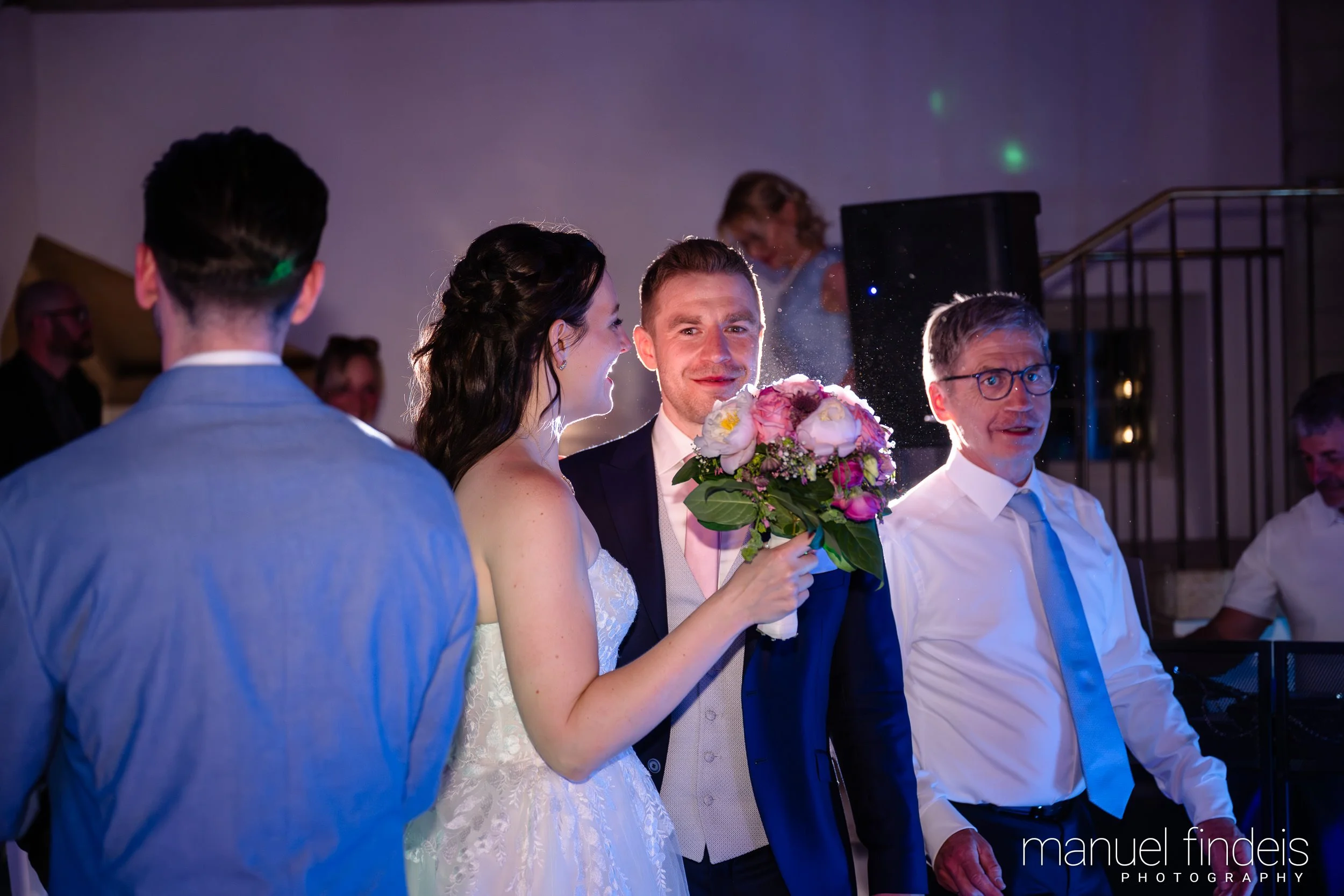 1030_Hochzeit_RuS_www.manuelfindeis.com.jpg