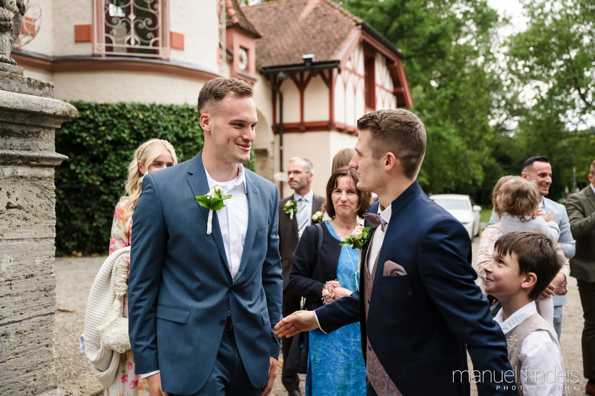 0379_Hochzeit-AuJ_www.manuelfindeis.com.jpg