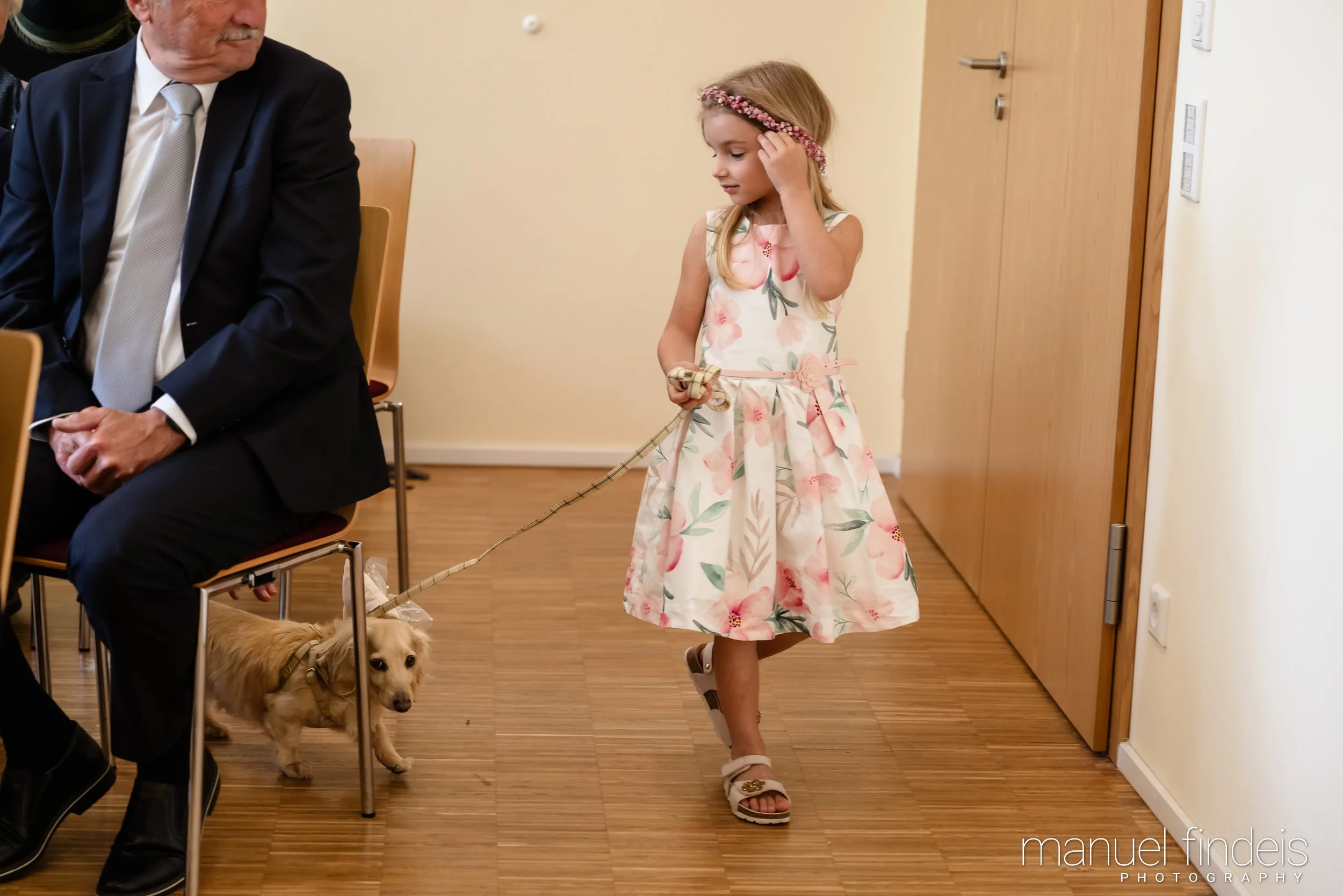 0256_Hochzeit_RundS_www.manuelfindeis.com.jpg