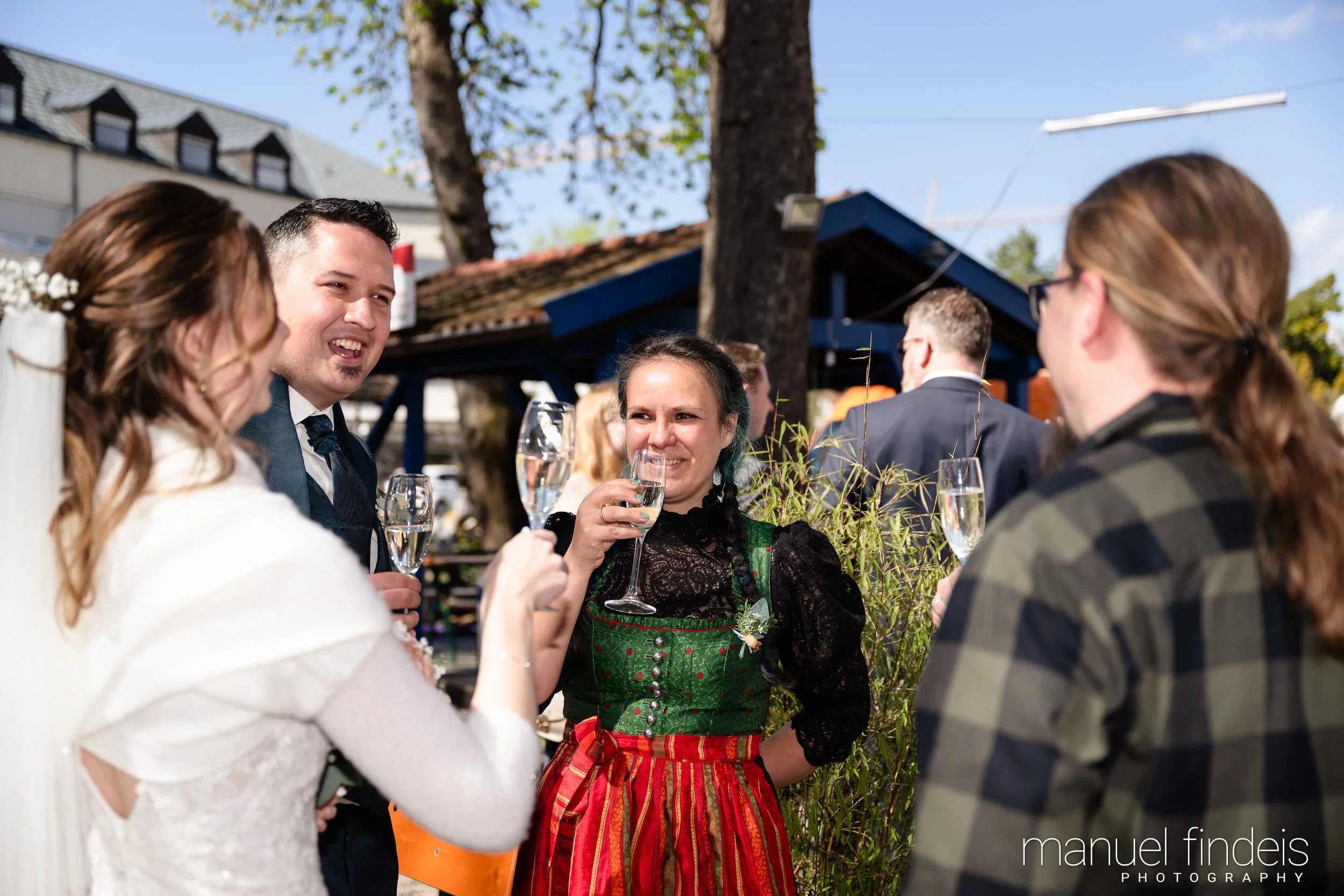 0534_Hochzeit_VuA_www.manuelfindeis.com.jpg
