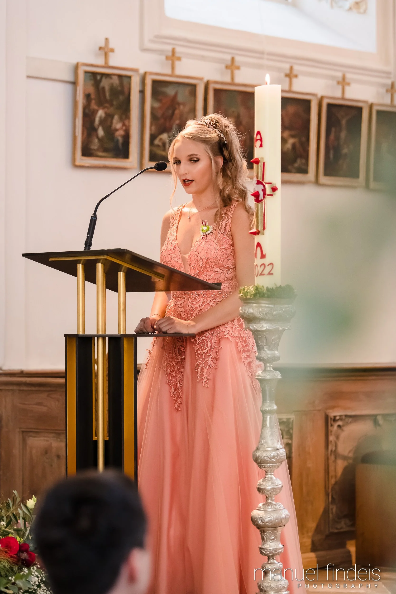 0221_Hochzeit-MuR-Kirche_www.manuelfindeis.com.jpg