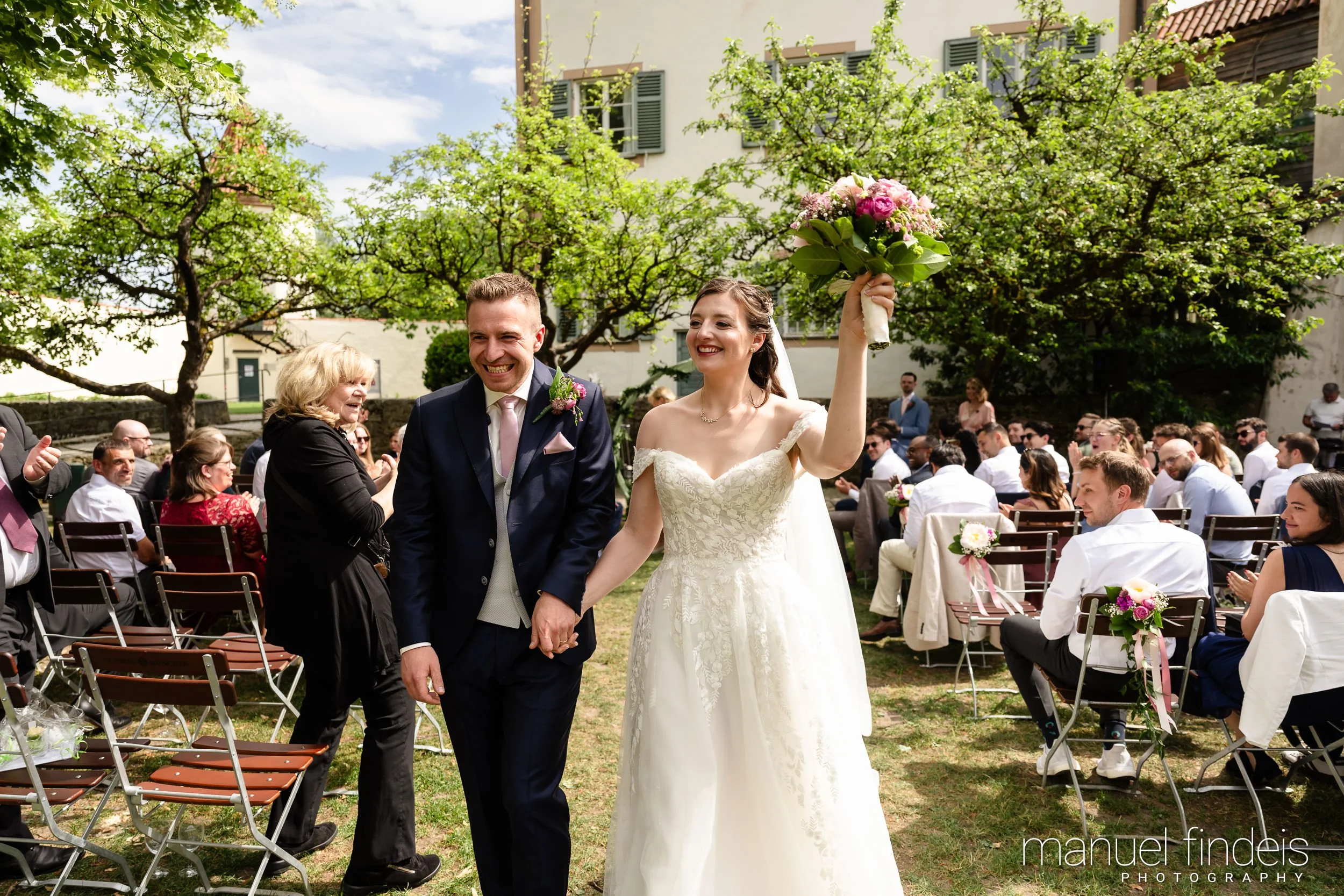 0263_Hochzeit_RuS_www.manuelfindeis.com.jpg