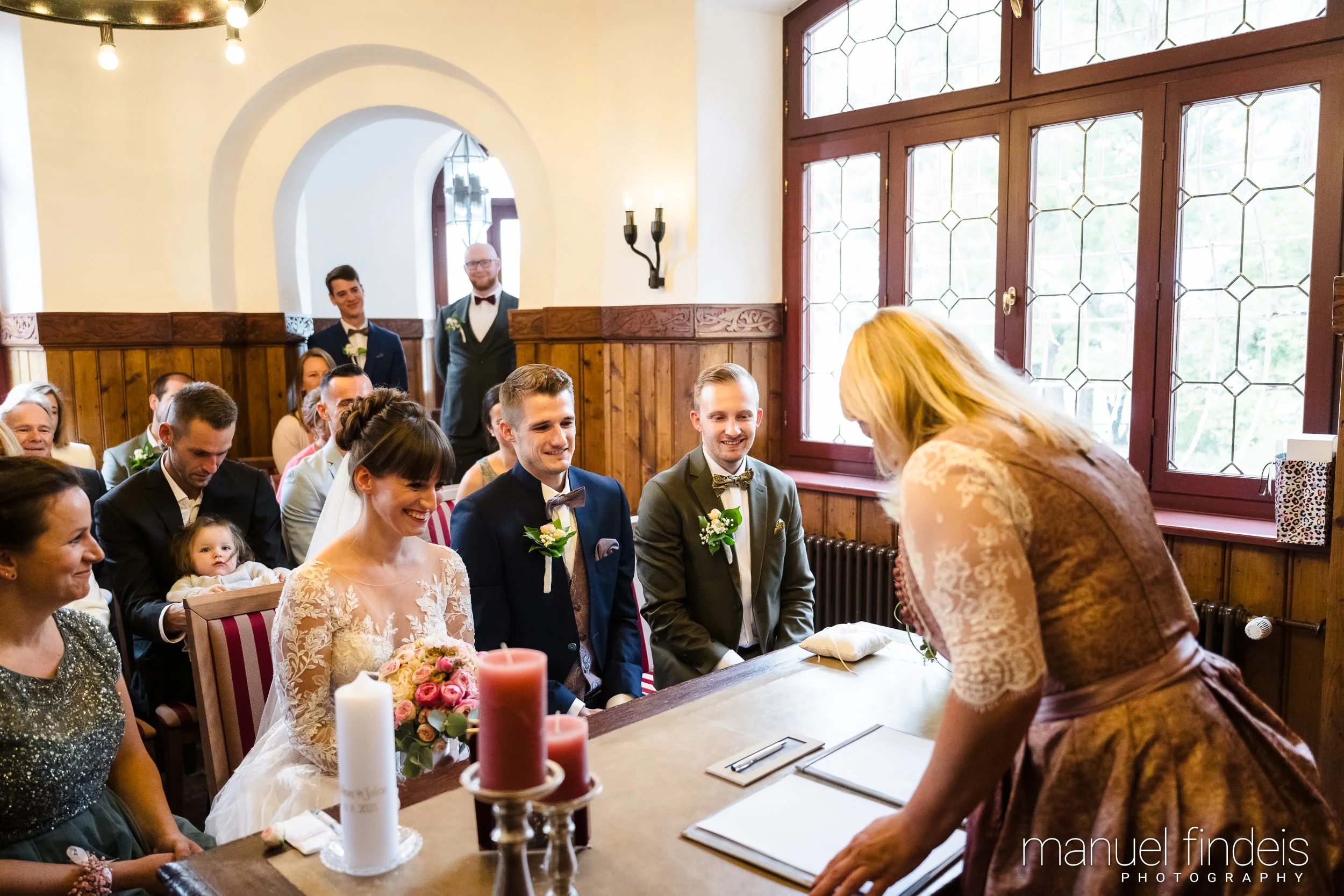 0258_Hochzeit-AuJ_www.manuelfindeis.com.jpg