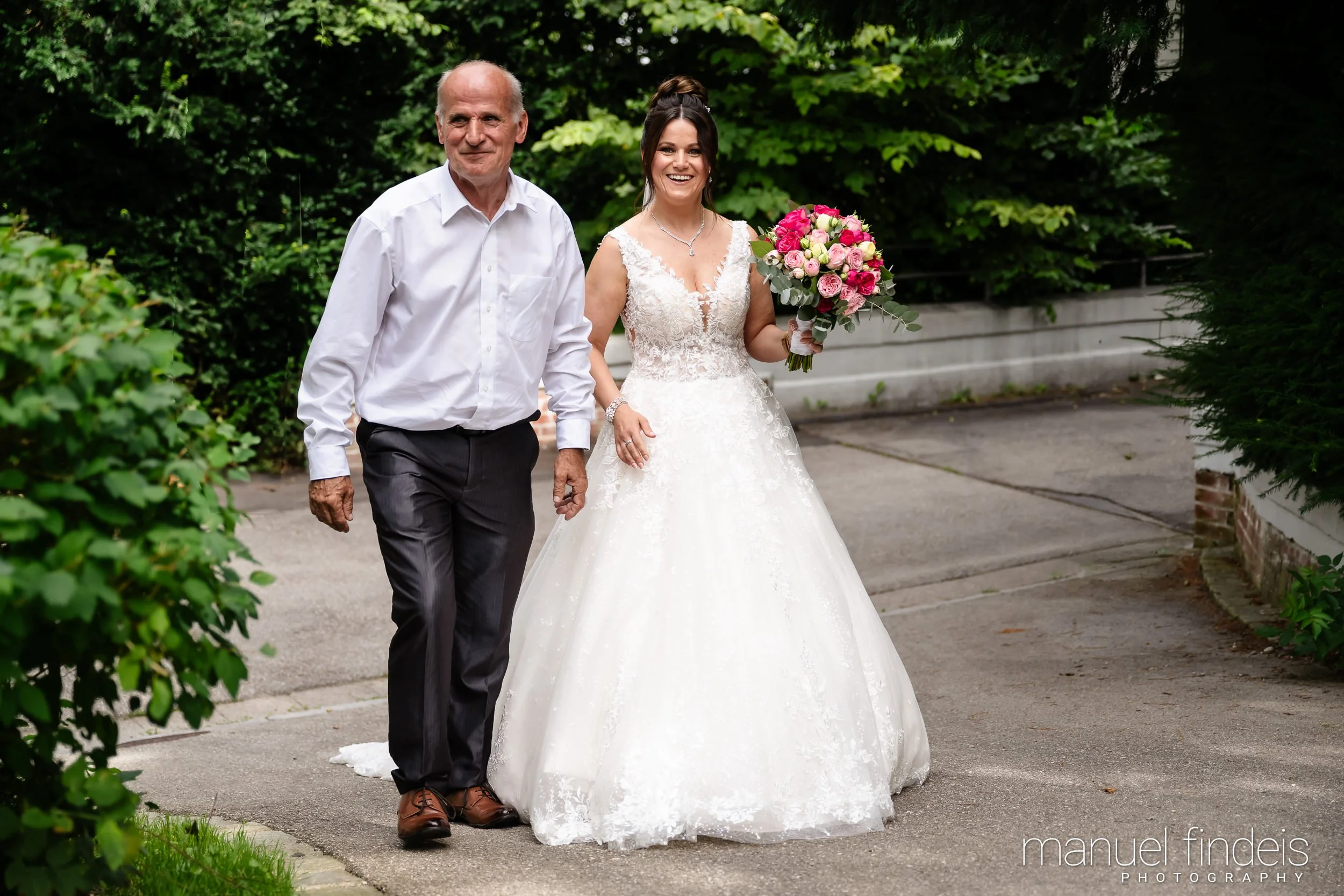 0105_Hochzeit-SuF_www.manuelfindeis.com.jpg
