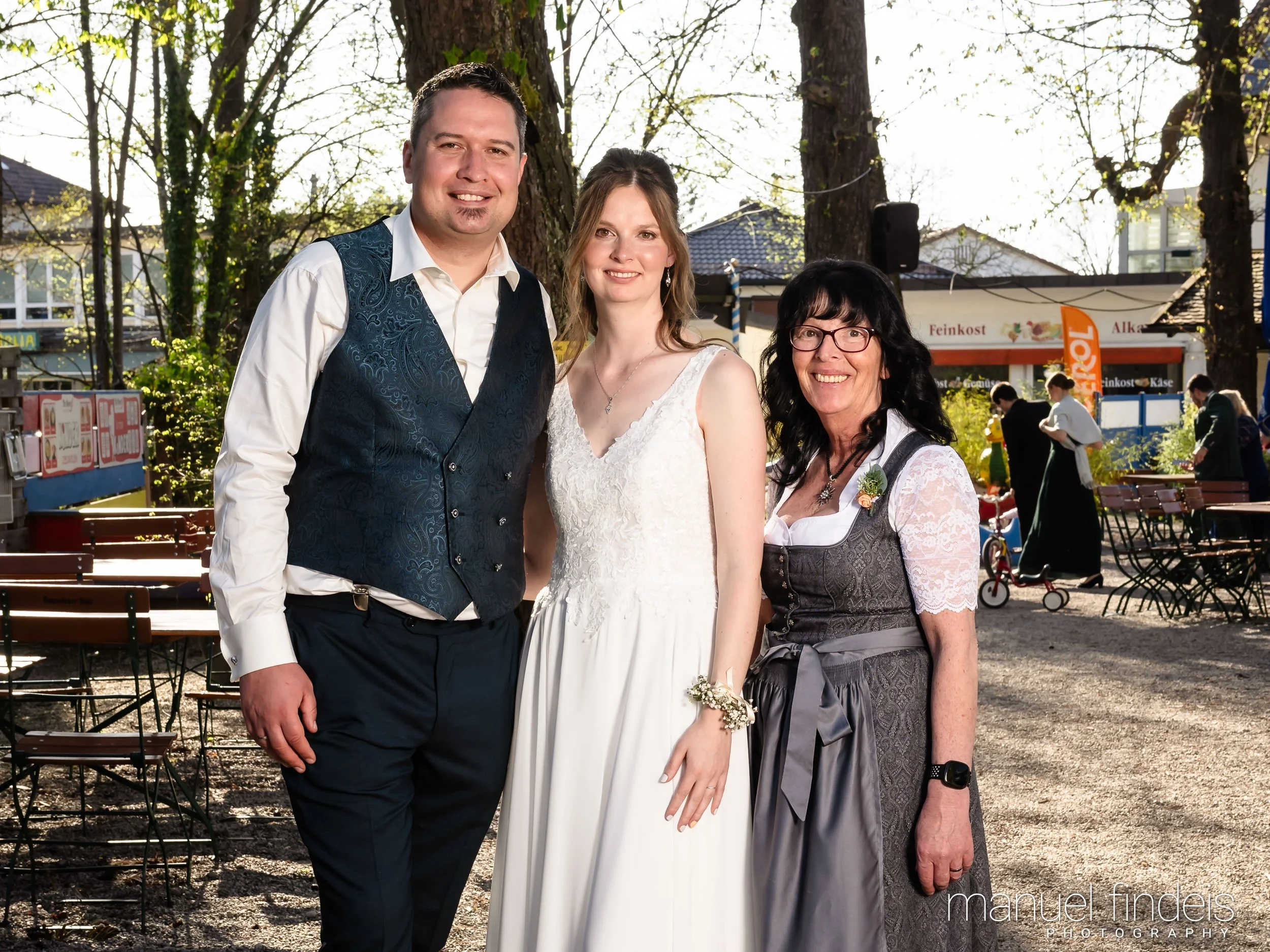 0809_Hochzeit_VuA_www.manuelfindeis.com.jpg