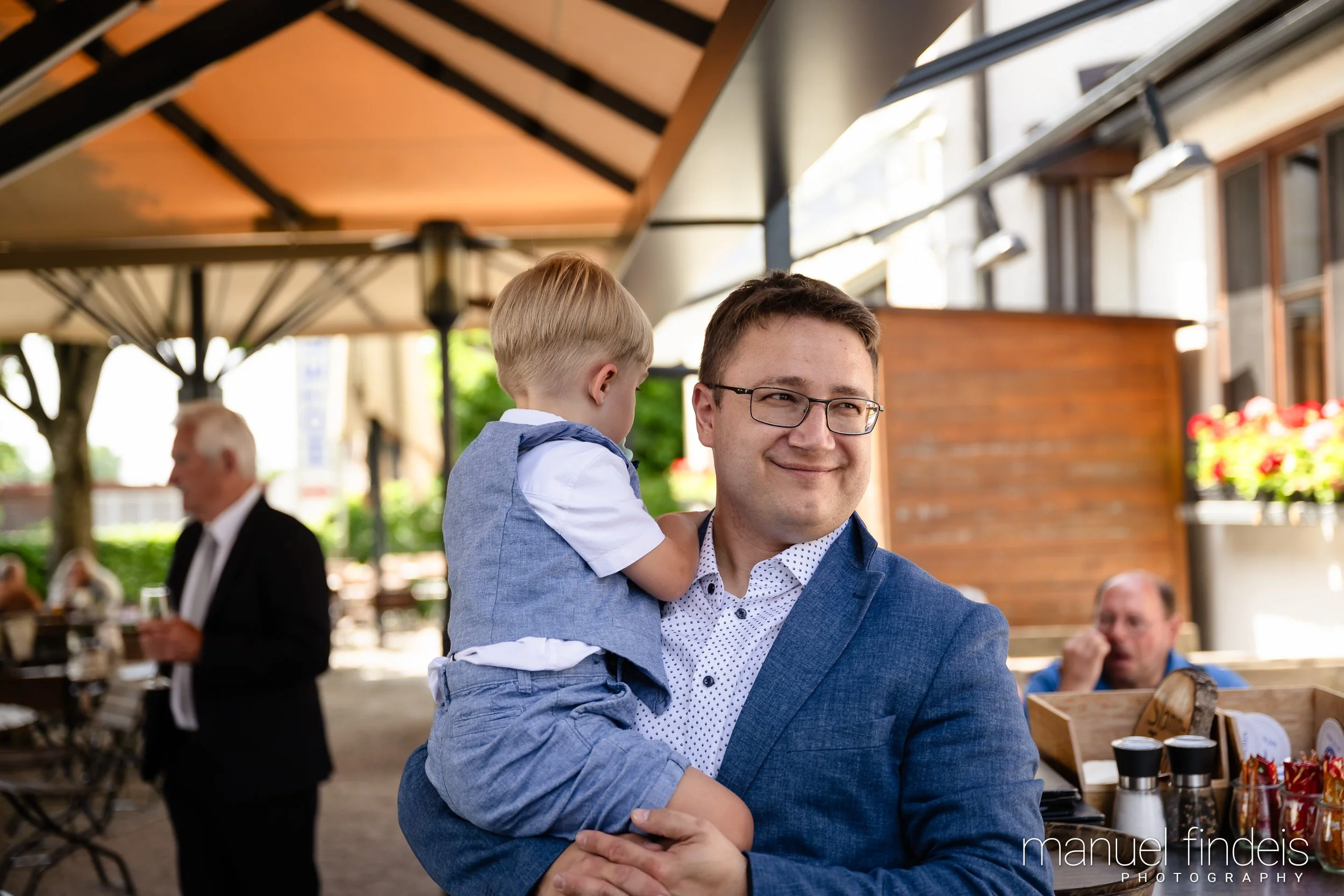 0446_Hochzeit_RundS_www.manuelfindeis.com.jpg