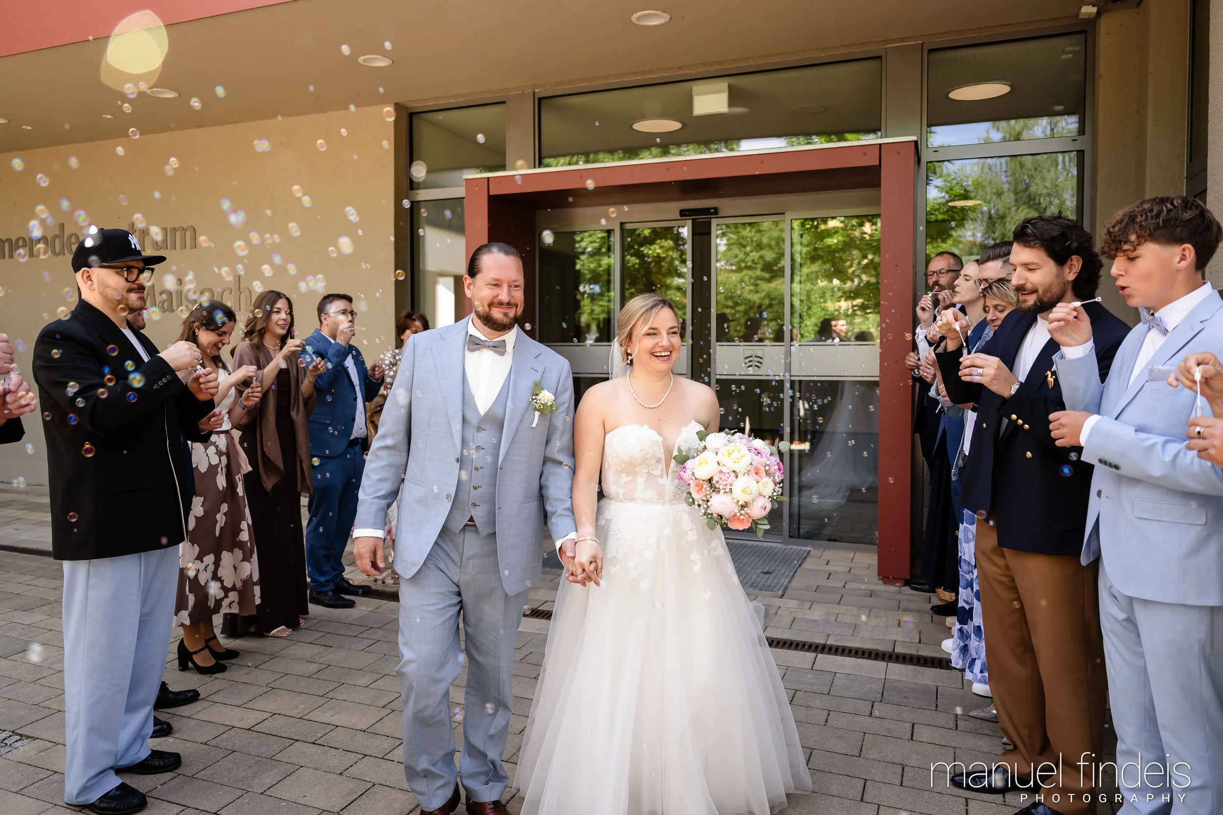 0320_Hochzeit_RundS_www.manuelfindeis.com.jpg