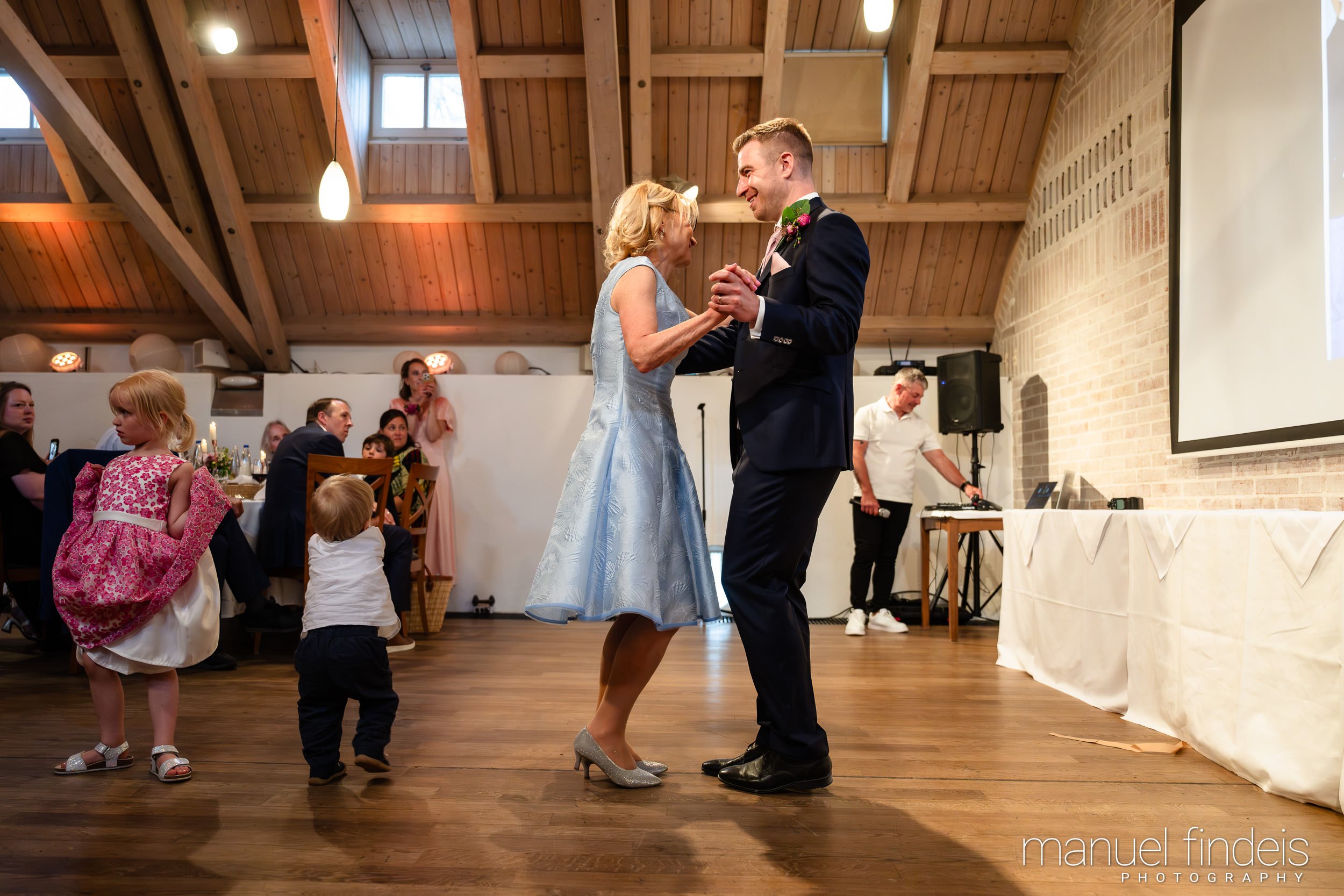 0766_Hochzeit_Rus_www.manuelfindeis.com.jpg
