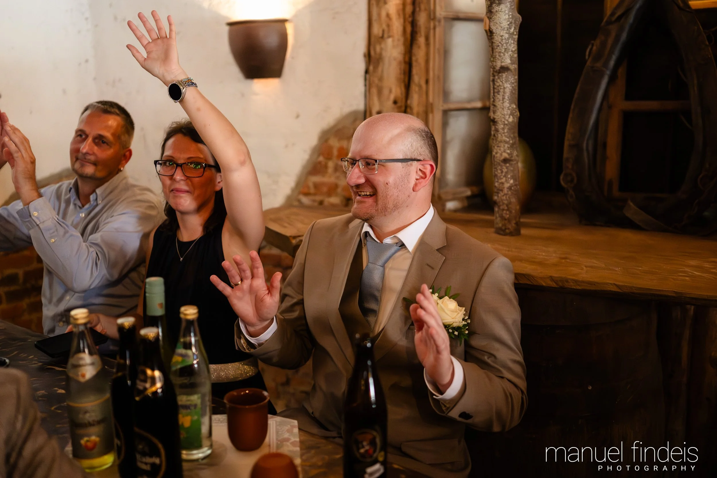 0573_Hochzeit-LUM_www.manuelfindeis.com.jpg