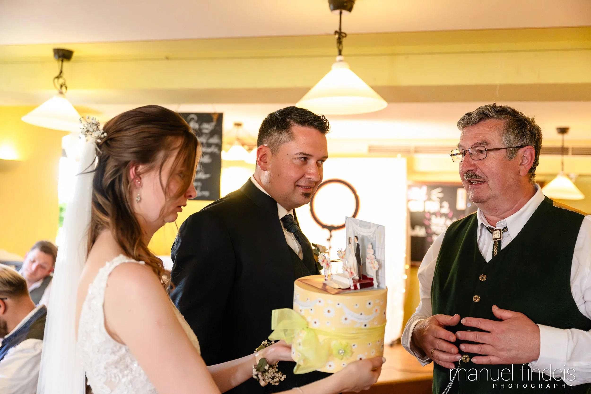 0782_Hochzeit_VuA_www.manuelfindeis.com.jpg