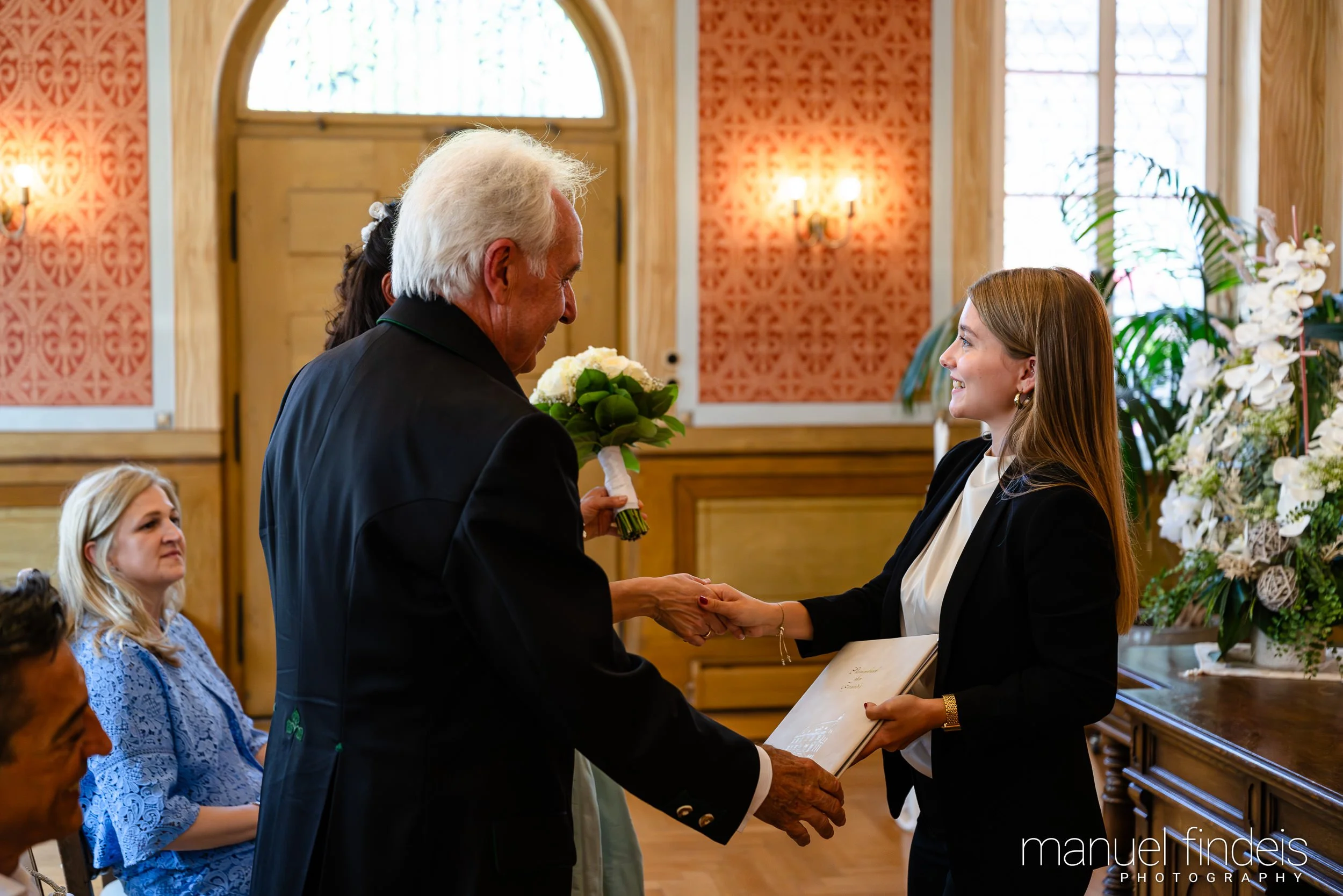 0184_Hochzeit_AuE_www.manuelfindeis.com.jpg