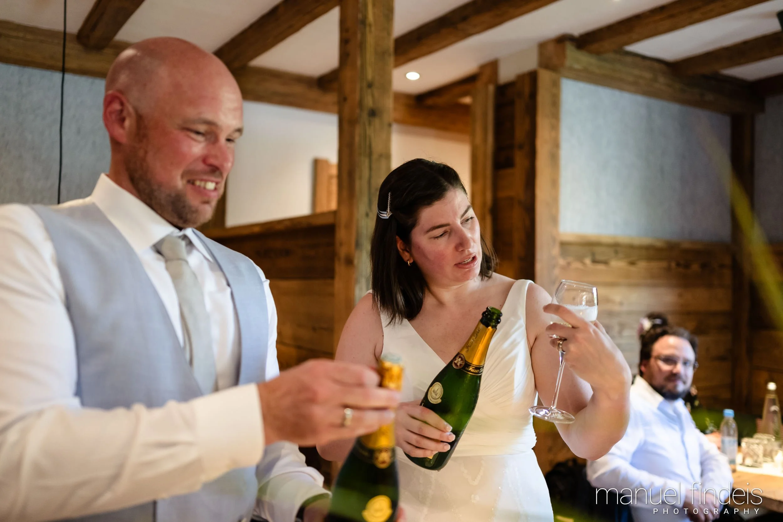 0164_Hochzeit-CuS_www.manuelfindeis.com.jpg