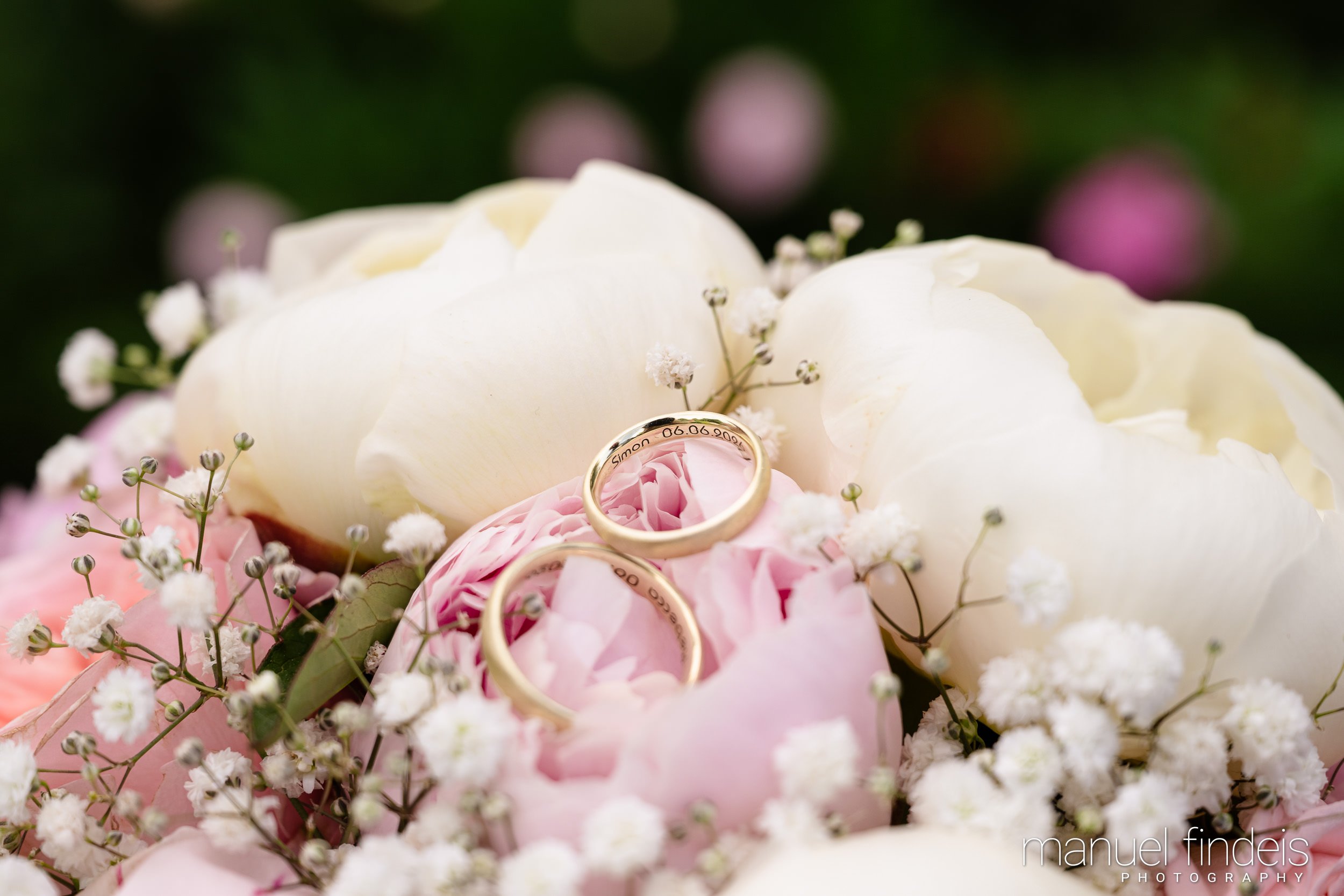 0135_Hochzeit_RundS_www.manuelfindeis.com.jpg