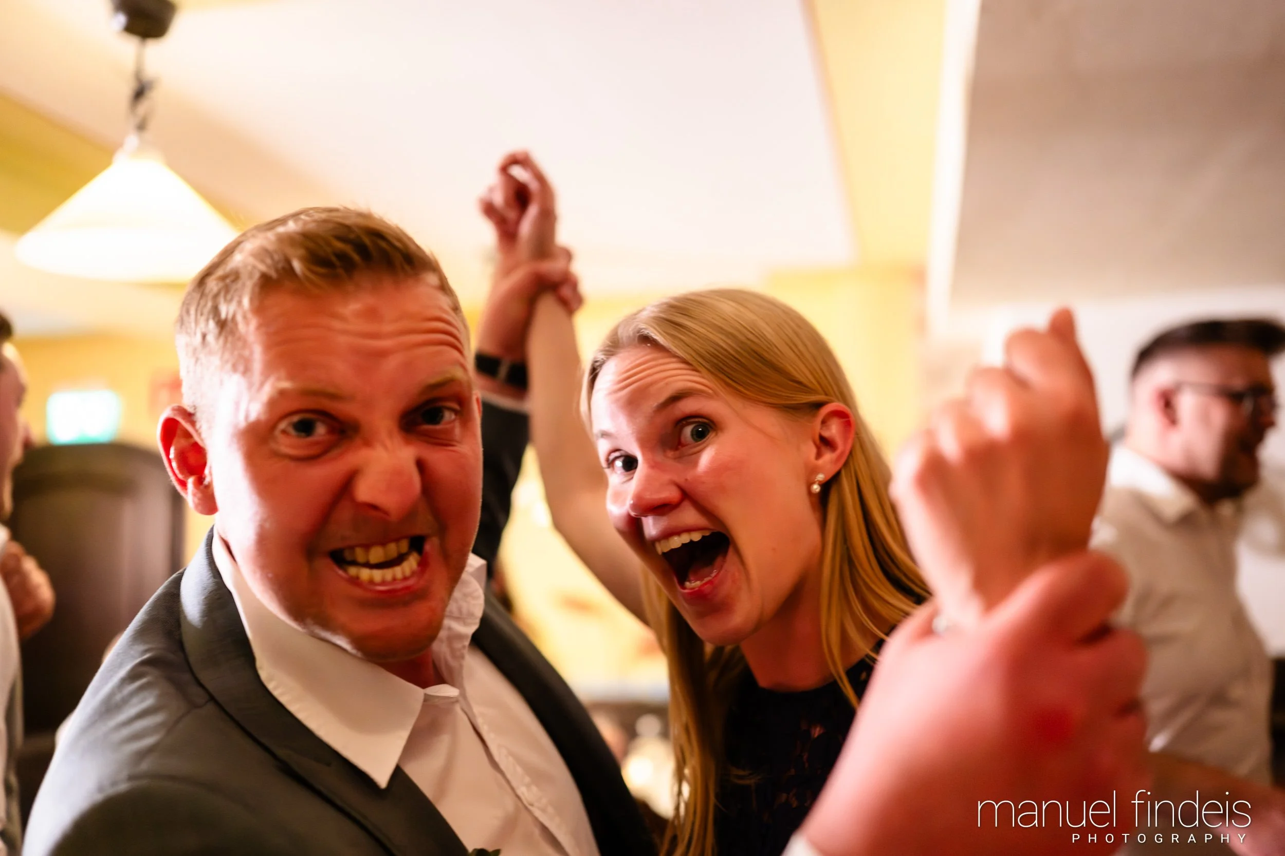 1006_Hochzeit_VuA_www.manuelfindeis.com.jpg