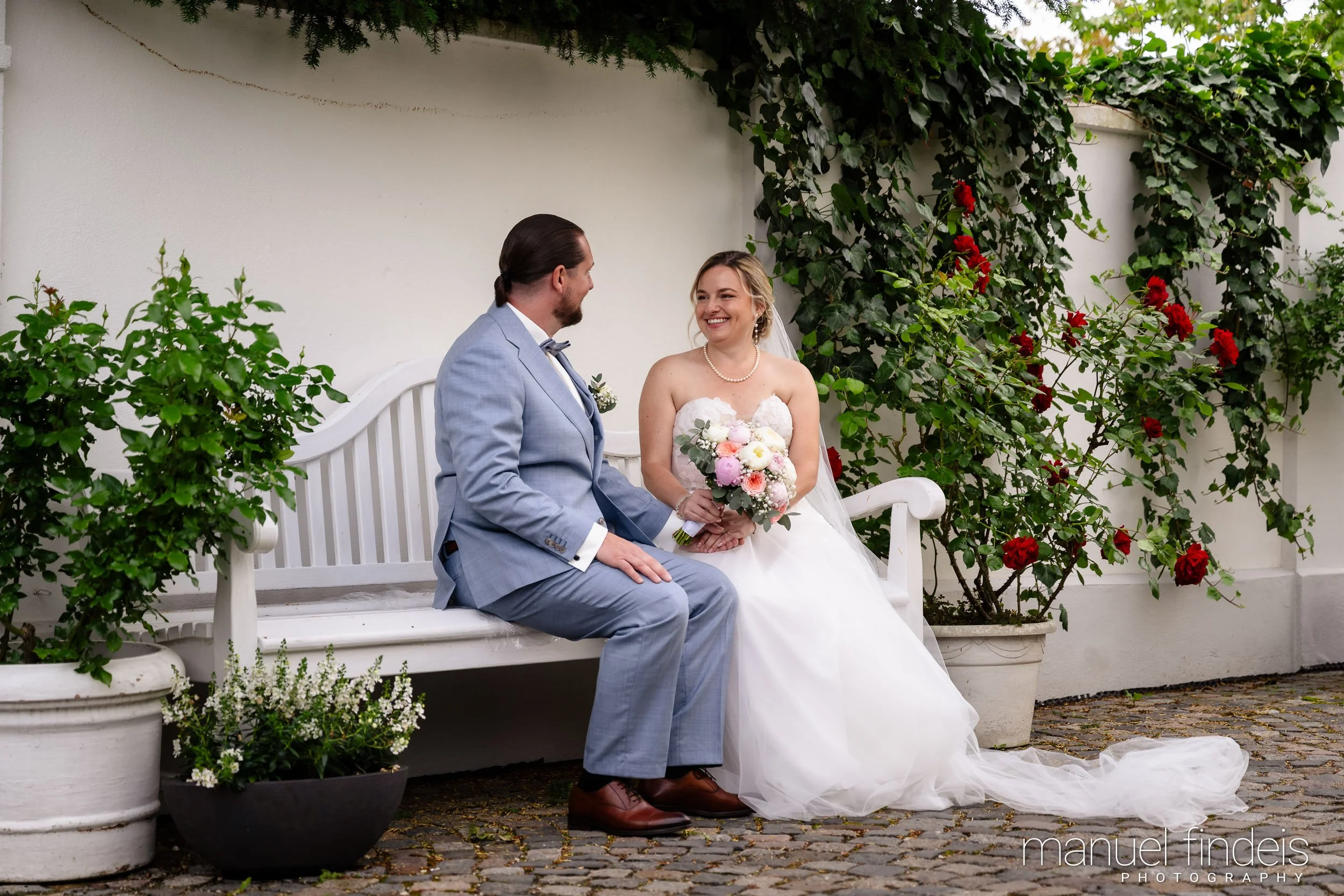 0073_Hochzeit_RundS_www.manuelfindeis.com.jpg
