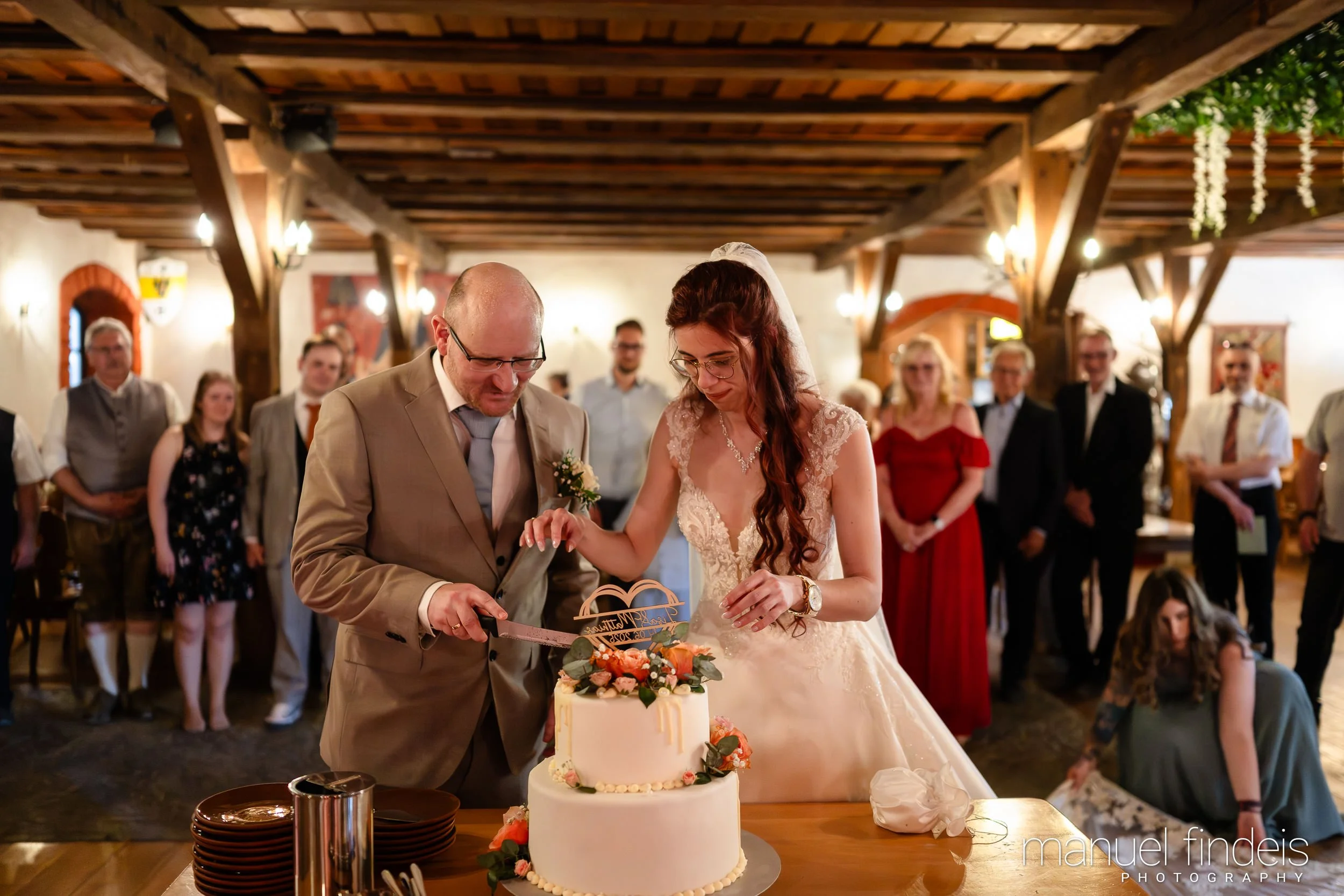 0371_Hochzeit-LUM_www.manuelfindeis.com.jpg