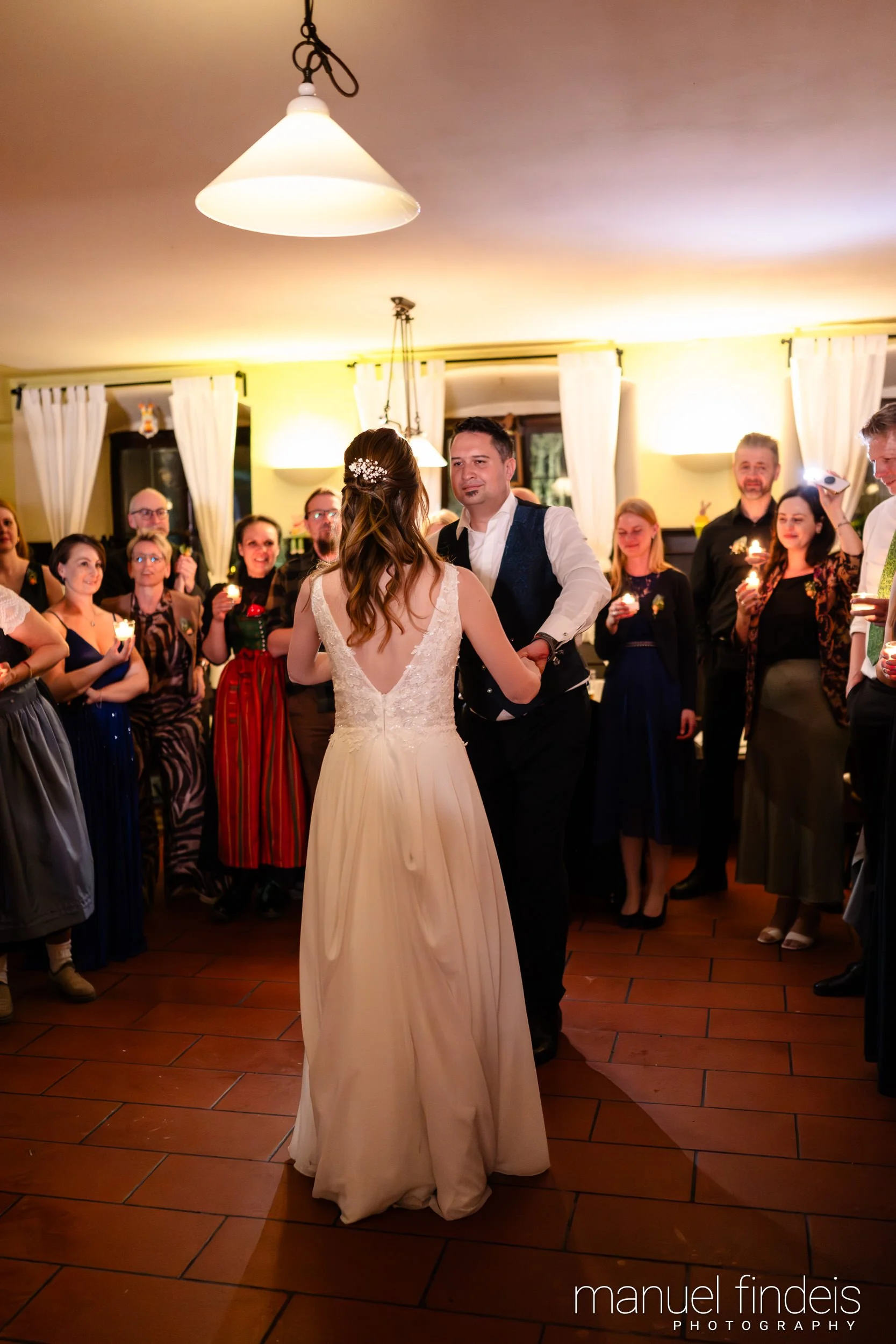 0957_Hochzeit_VuA_www.manuelfindeis.com.jpg