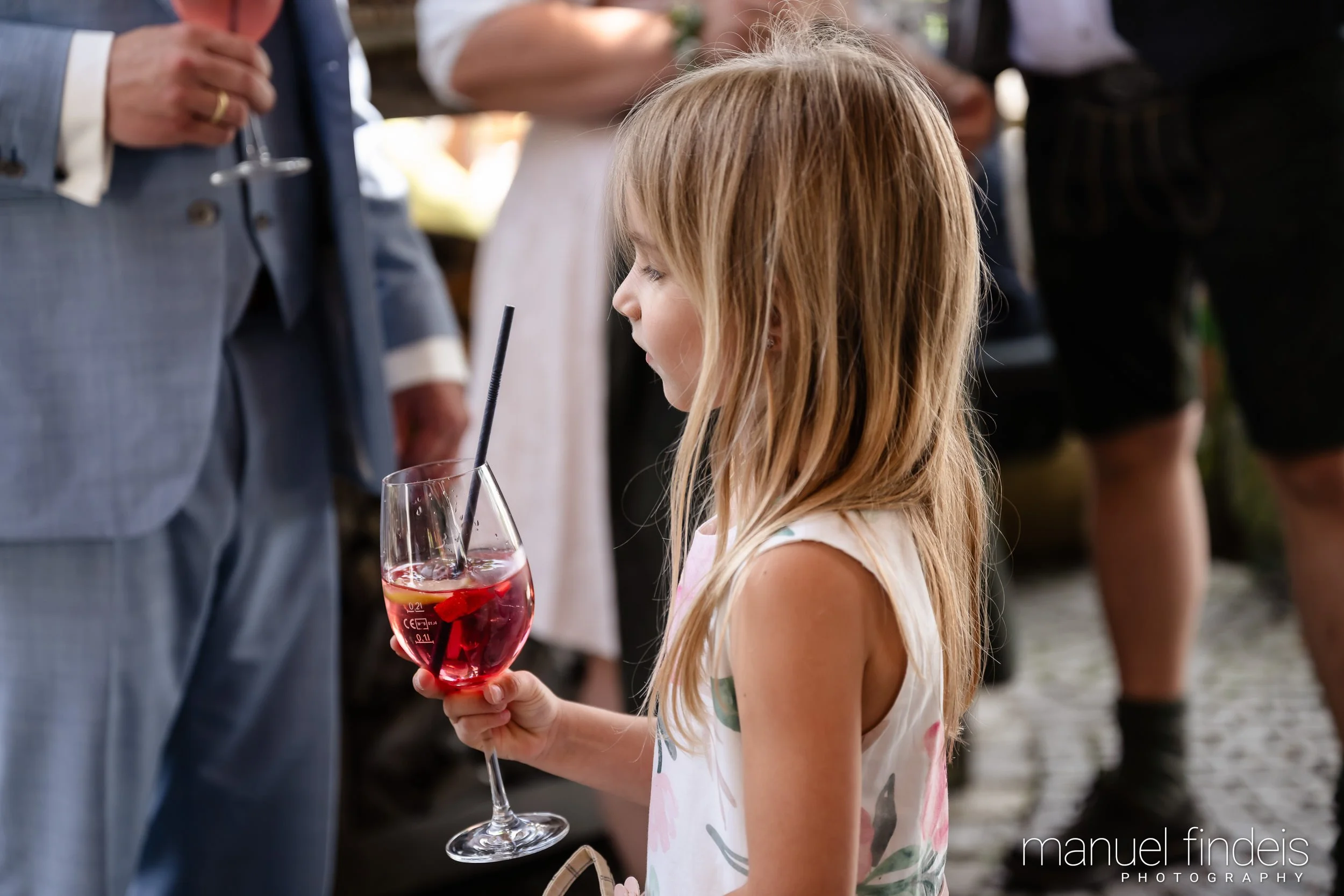 0439_Hochzeit_RundS_www.manuelfindeis.com.jpg