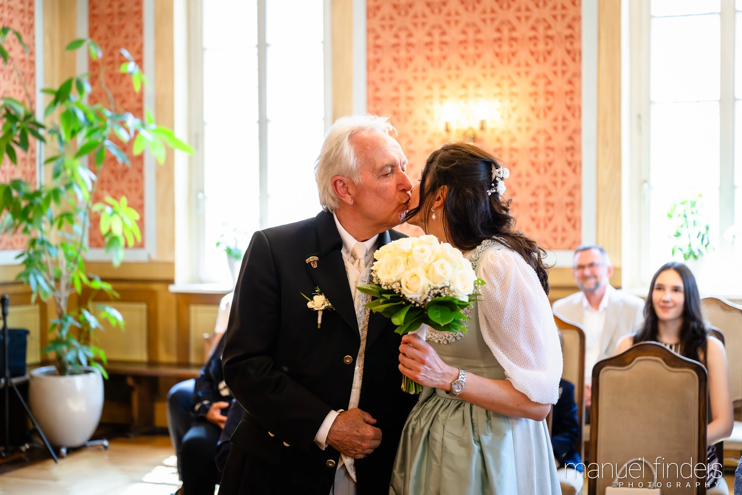 0108_Hochzeit_AuE_www.manuelfindeis.com.jpg