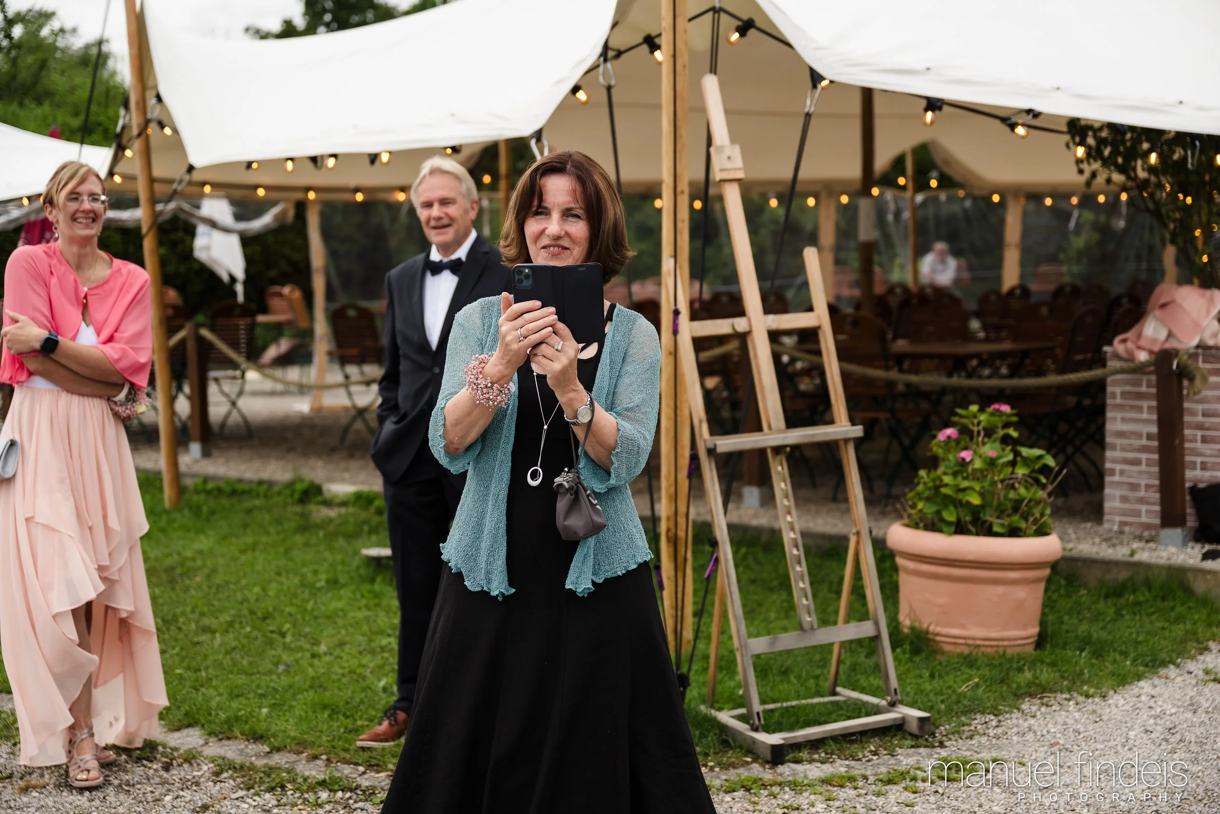 0550_Hochzeit-AuJ_www.manuelfindeis.com.jpg