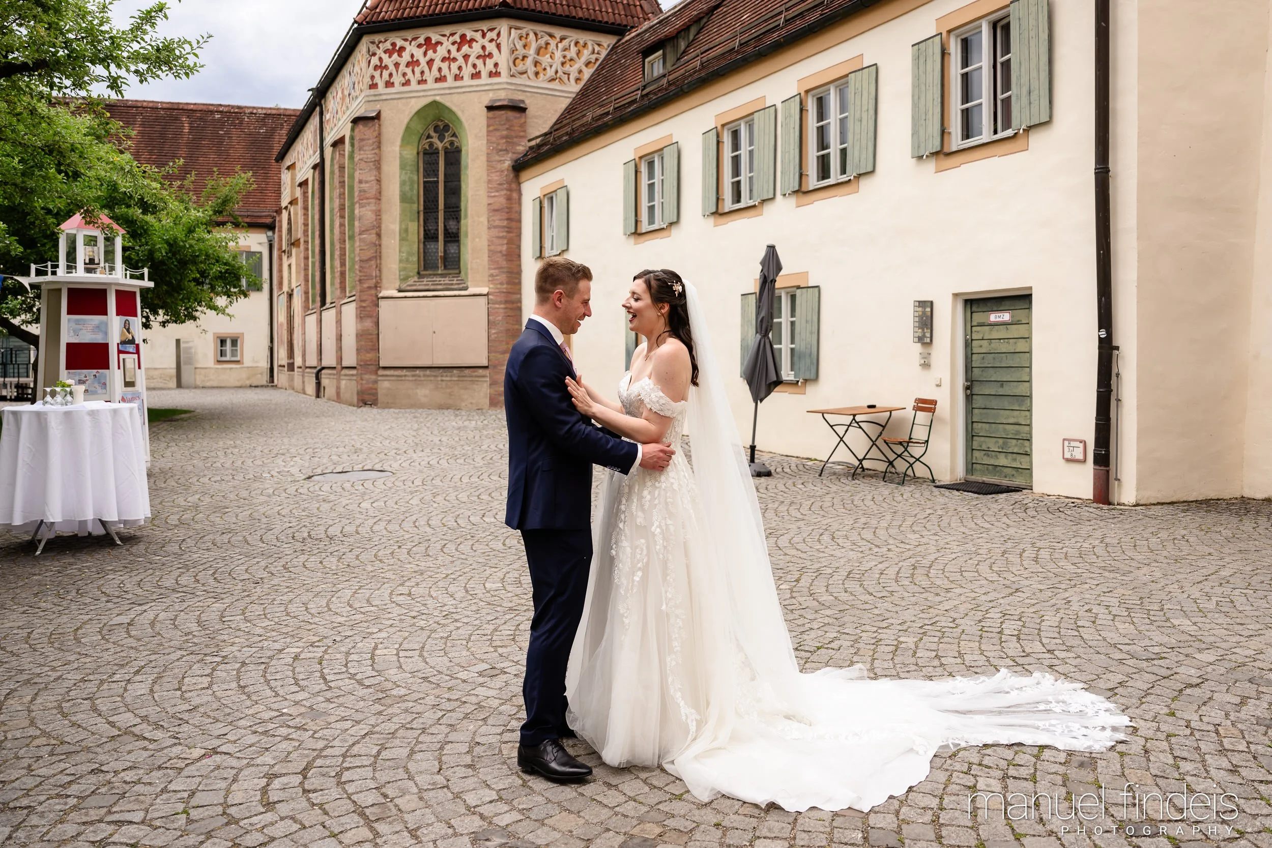 0041_Hochzeit_RuS_www.manuelfindeis.com.jpg