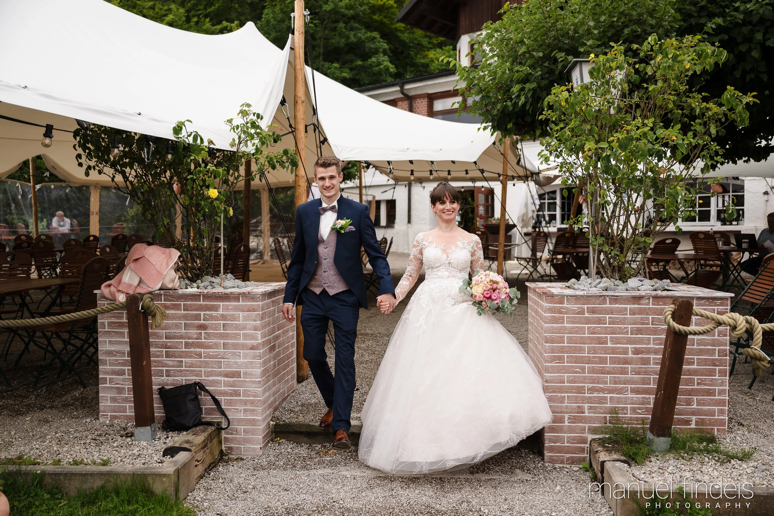 0516_Hochzeit-AuJ_www.manuelfindeis.com.jpg