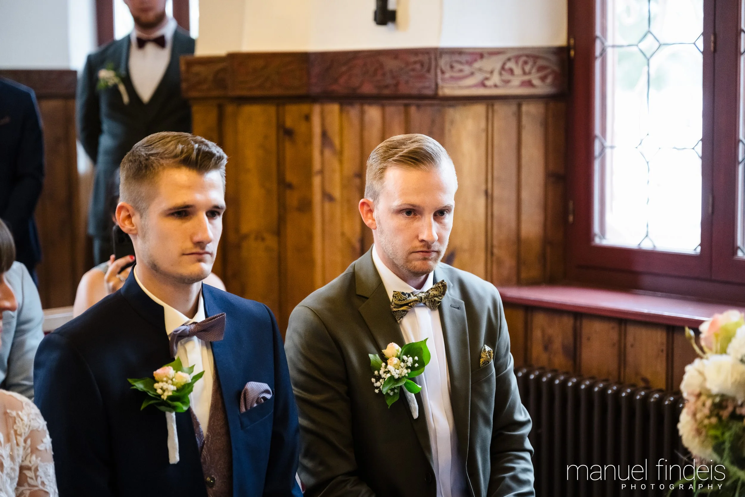 0237_Hochzeit-AuJ_www.manuelfindeis.com.jpg