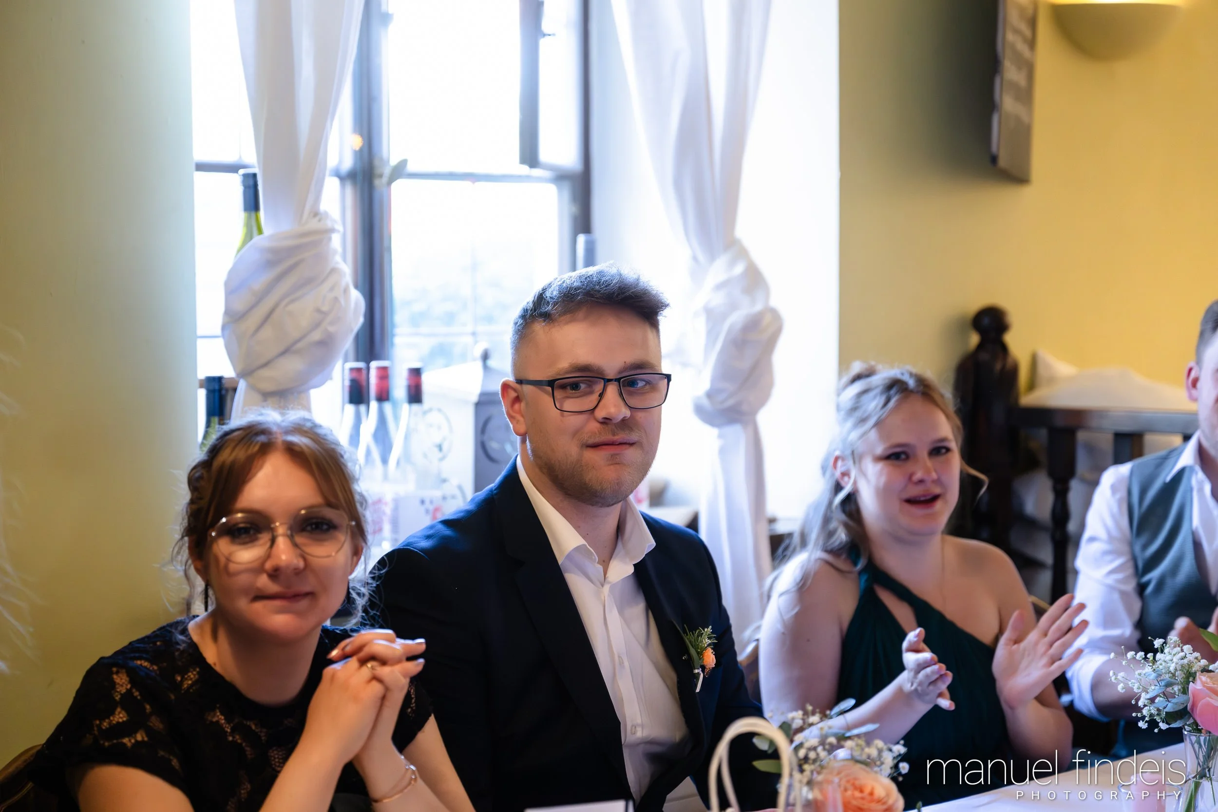 0696_Hochzeit_VuA_www.manuelfindeis.com.jpg