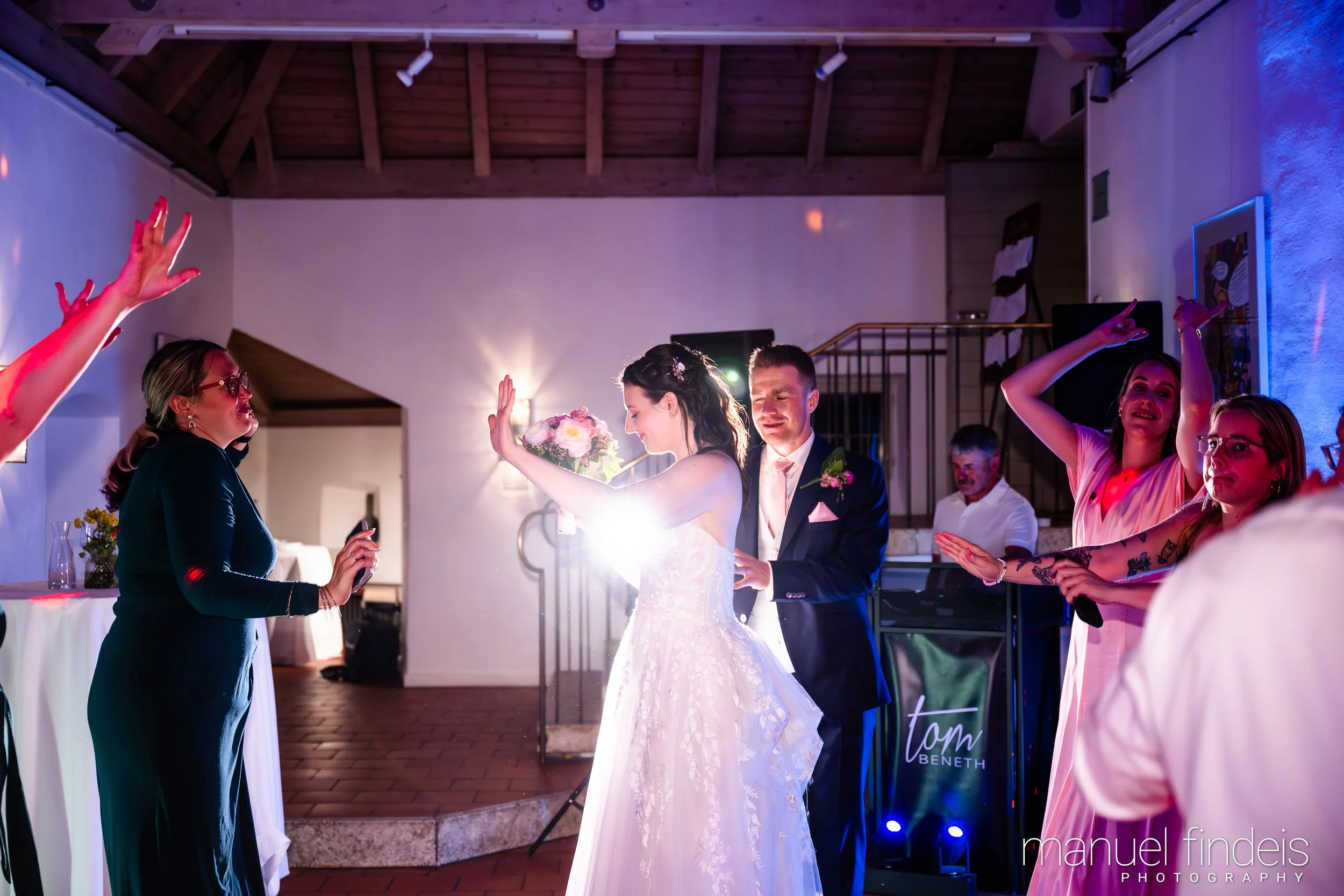 1041_Hochzeit_RuS_www.manuelfindeis.com.jpg