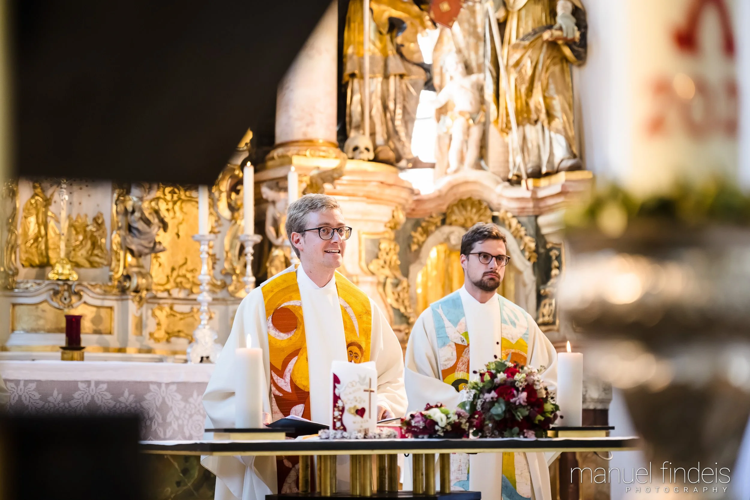 0199_Hochzeit-MuR-Kirche_www.manuelfindeis.com.jpg