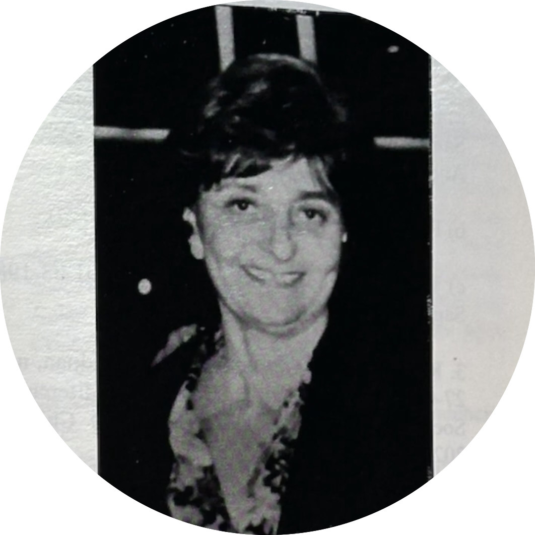 Sonia Critician Momdjian