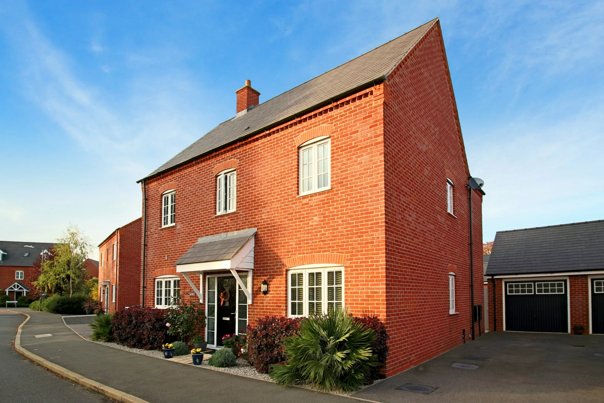 Four bedroom detached, for rent. Siddington Dr, Berryfields £2100 pcm — 360 Properties