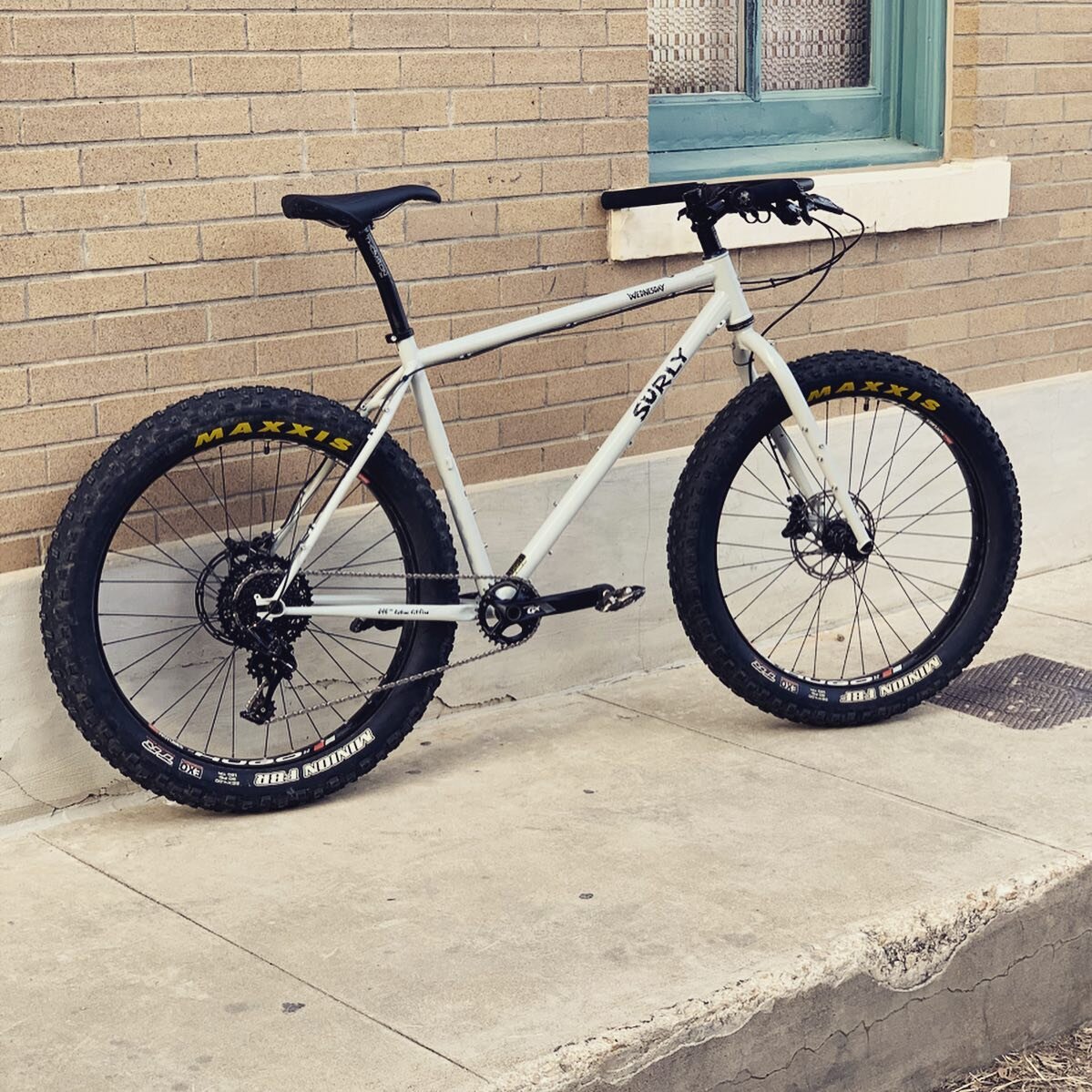 If you are either rolling through the local trails, or hauling gear on an epic touring trip. The cool and collected Surly Wednesday will get you to through just about anything with it&rsquo;s modern tail geometry paired with the versatility of a tour