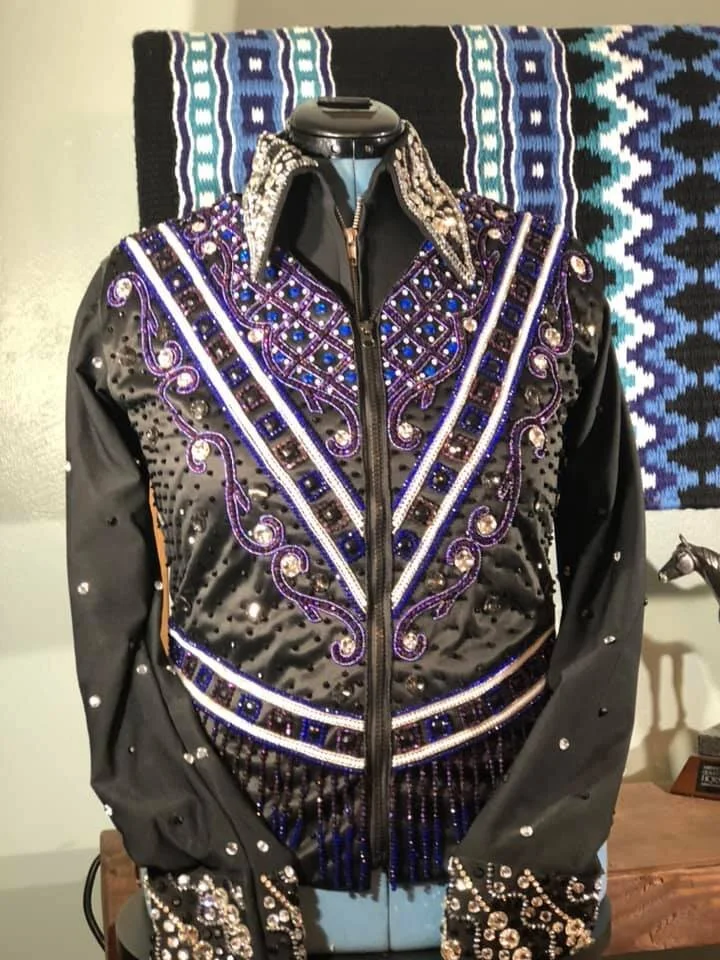 SHOW VEST BUST 42