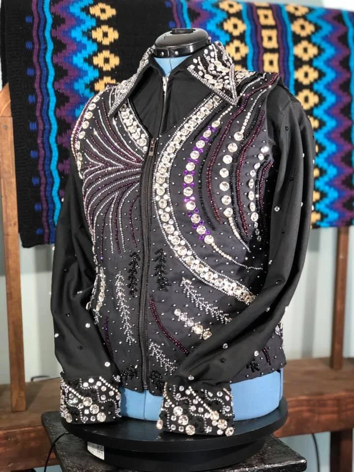 SHOW VEST BUST 40