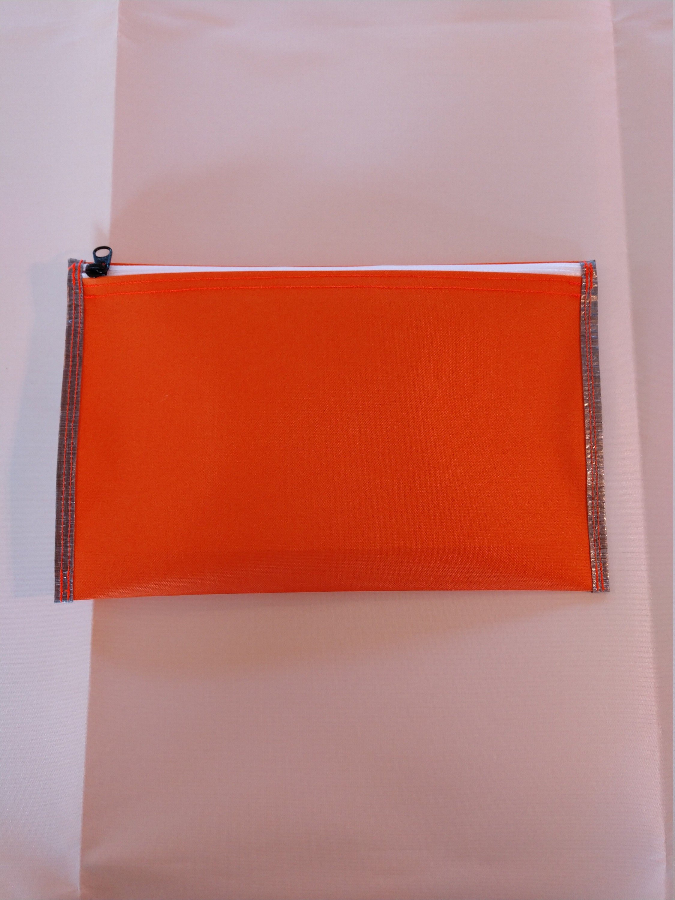 https://i.etsystatic.com/19664722/r/il/ee7d6b/3392594875/il_fullxfull.3392594875_hlq3.jpg