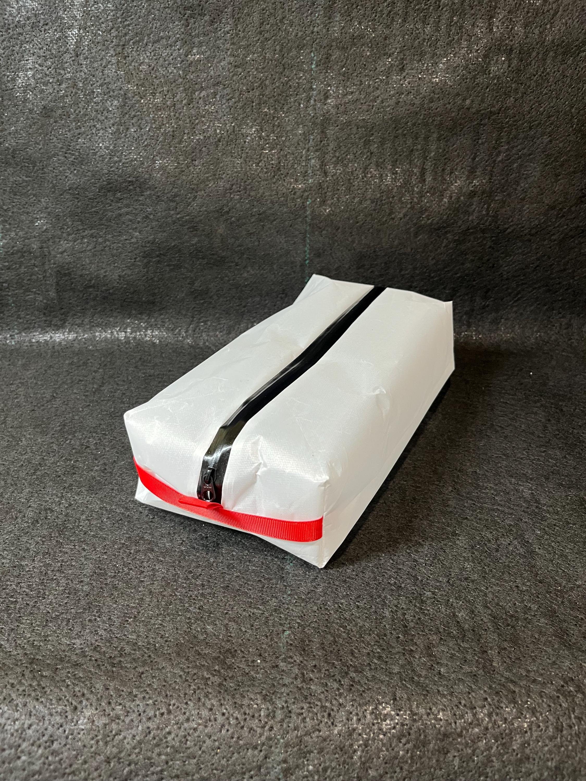 https://i.etsystatic.com/19664722/r/il/21e16f/8305636635/il_fullxfull.8305636635_mjfb.jpg