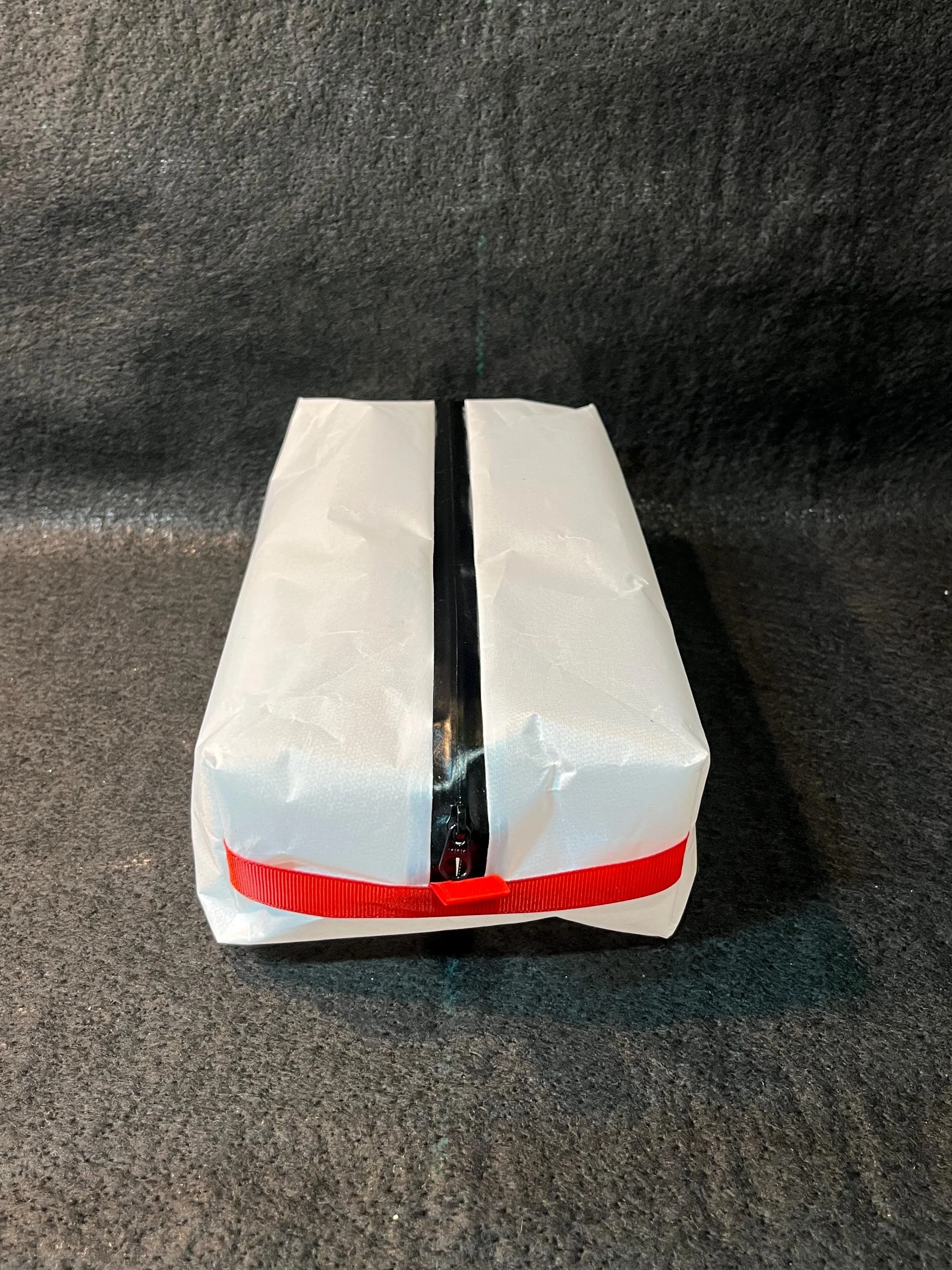 https://i.etsystatic.com/19664722/r/il/eb1fd4/8305636469/il_fullxfull.8305636469_76ua.jpg