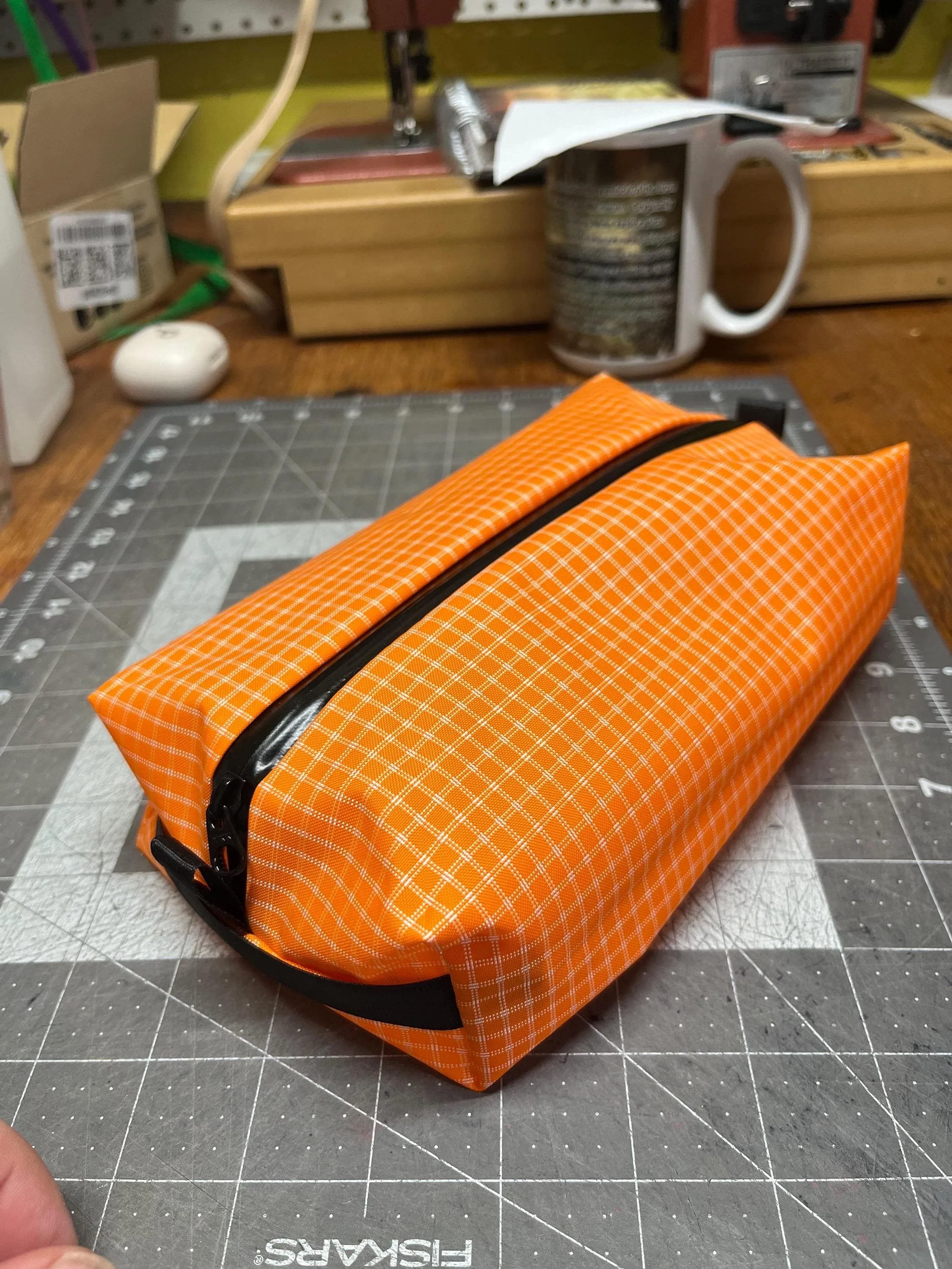 https://i.etsystatic.com/19664722/r/il/210bf3/8570925749/il_fullxfull.8570925749_9hbs.jpg