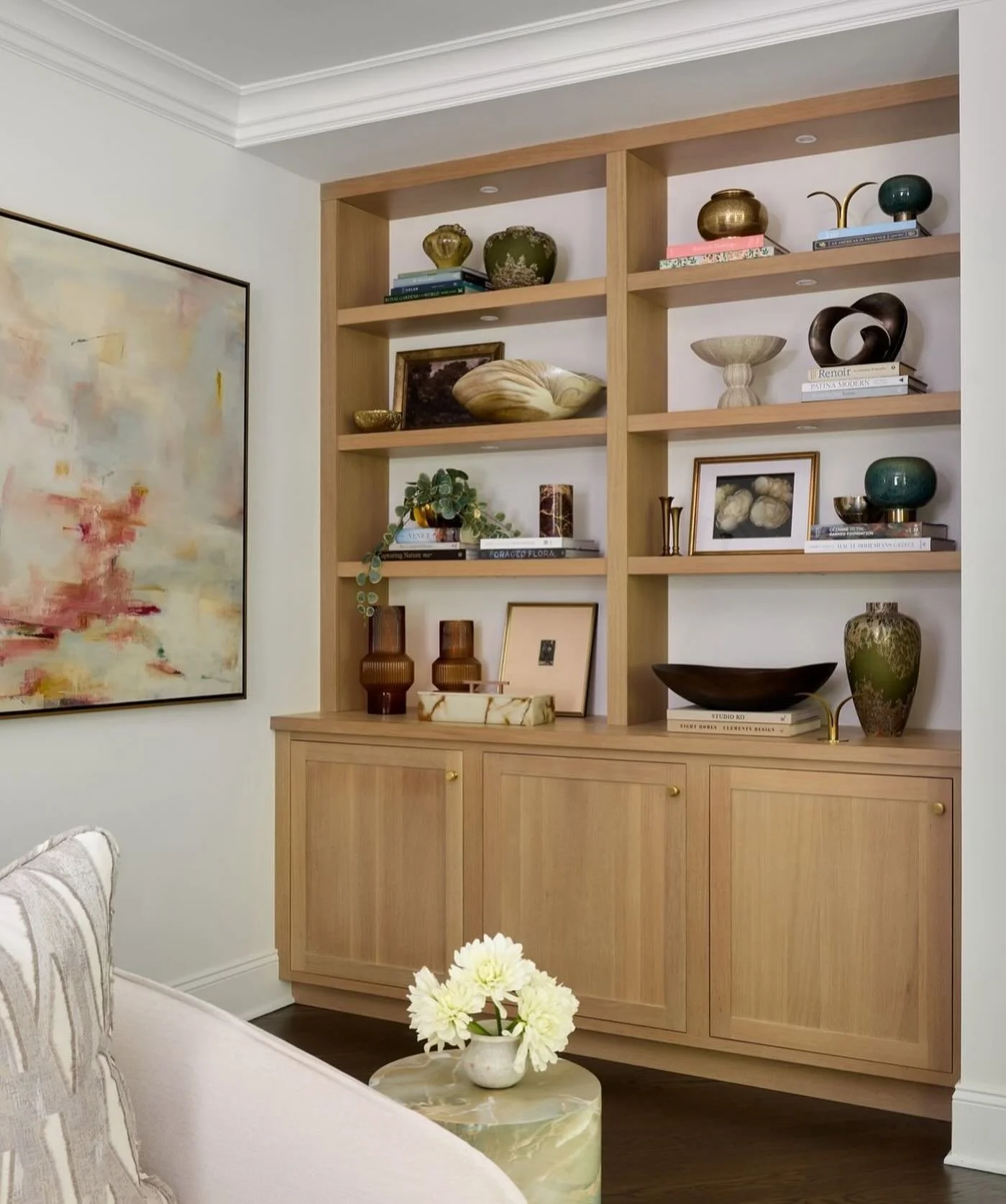 Design: @perriswiftinteriors 
Photography: @paul.s.bartholomew &amp; @andreajbartholomew 
Styling: @gabriellealangdon