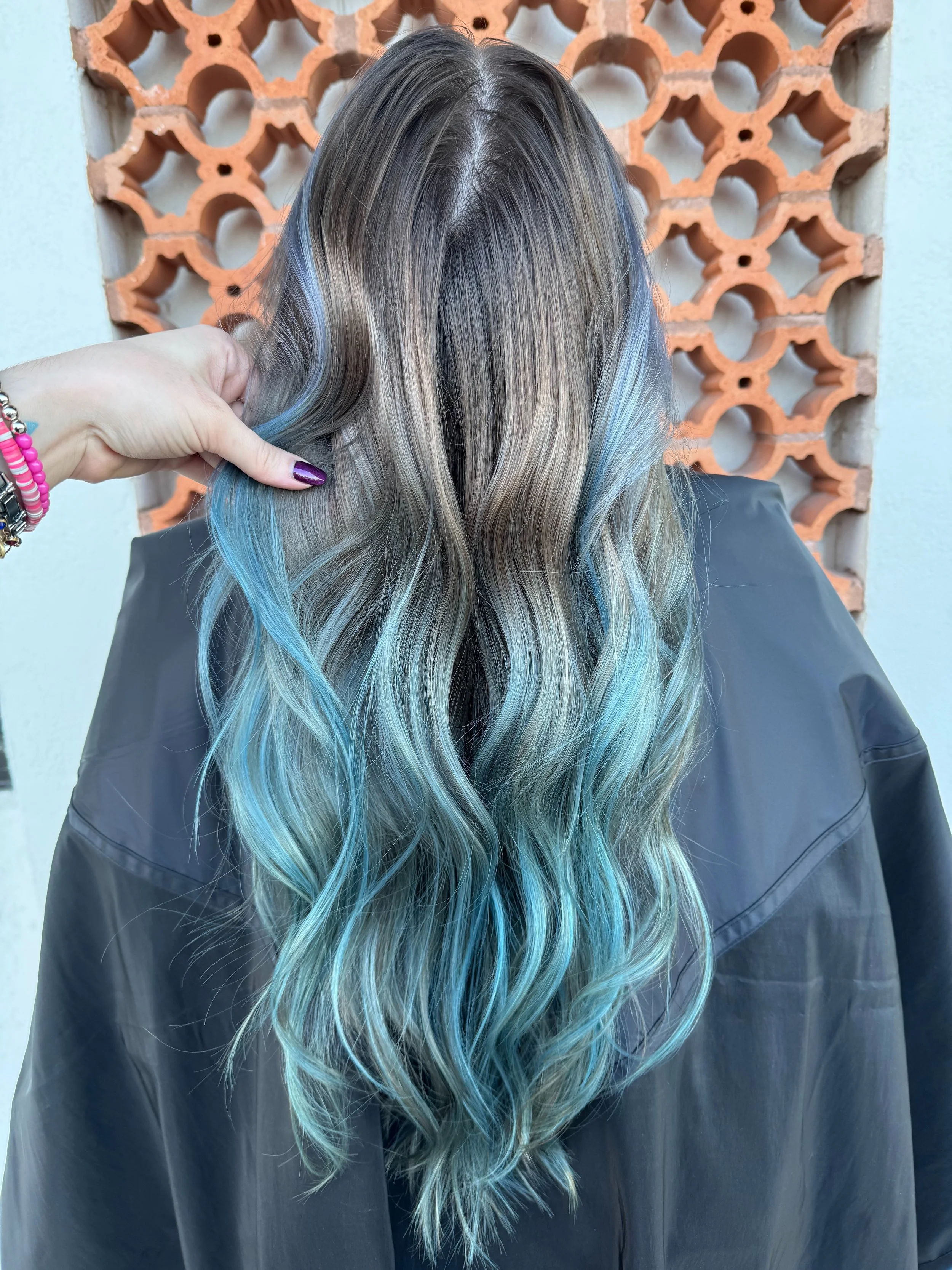 Full foil with extra lift color