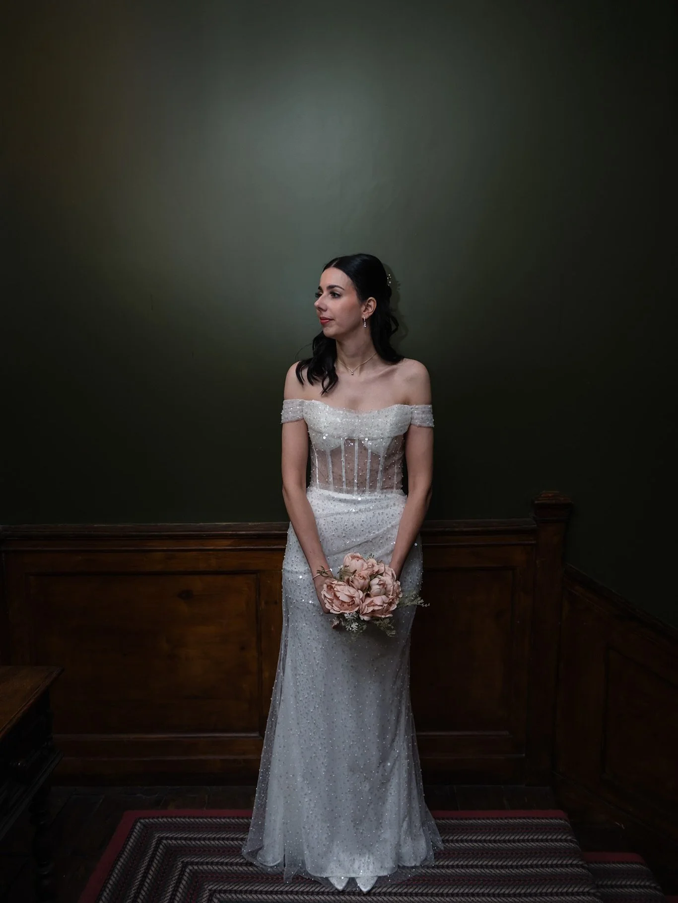 Such a gorgeous afternoon spent capturing K&amp;R&rsquo;s intimate wedding yesterday surrounded by their close family and friends. 
Lewes&rsquo; registry office and cobbled streets provided an amazing backdrop for imagery, and we all strolled up a ra