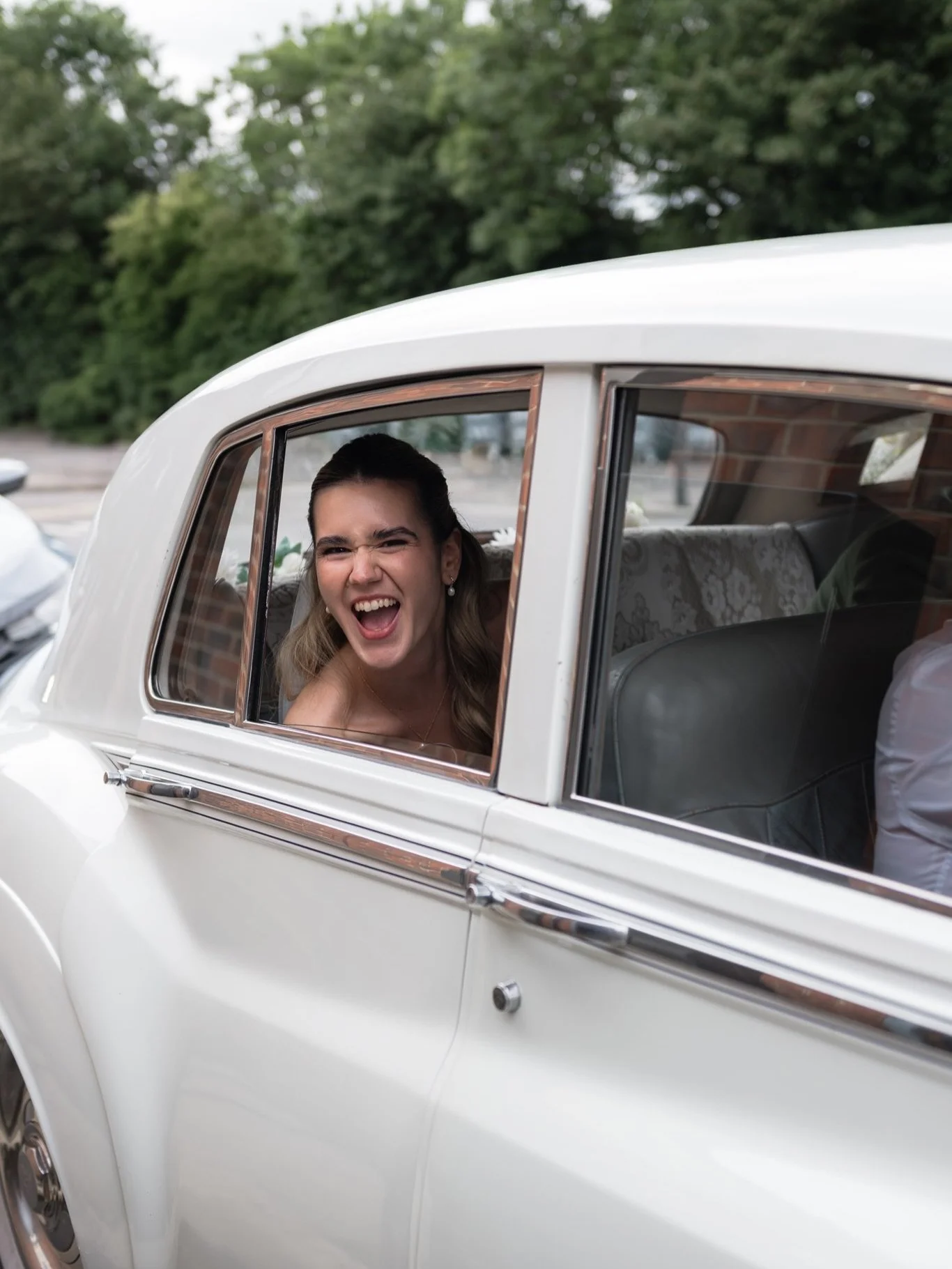 I cannot believe it&rsquo;s been almost a year since these two wonderful people had their British wedding. 

Manon &amp; James had their ceremony at Horsham registry office followed by a reception at the beautiful @thegooseberryhouse near Washington.