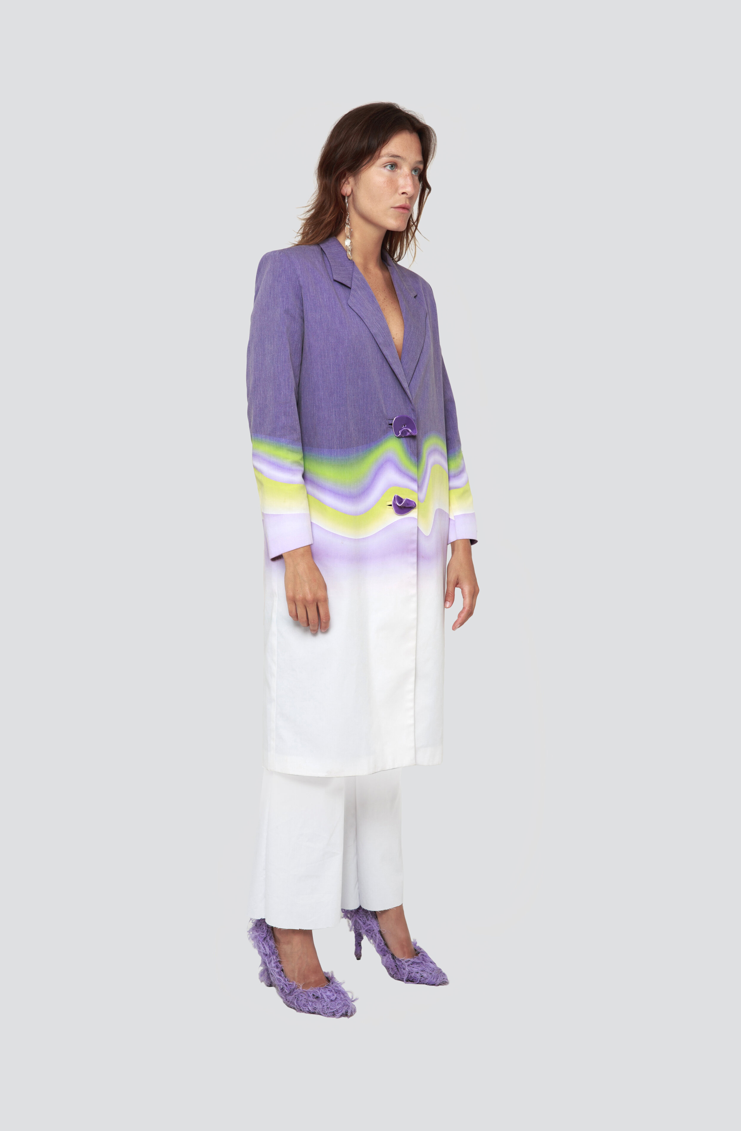 Trenchcoat side 1.jpg