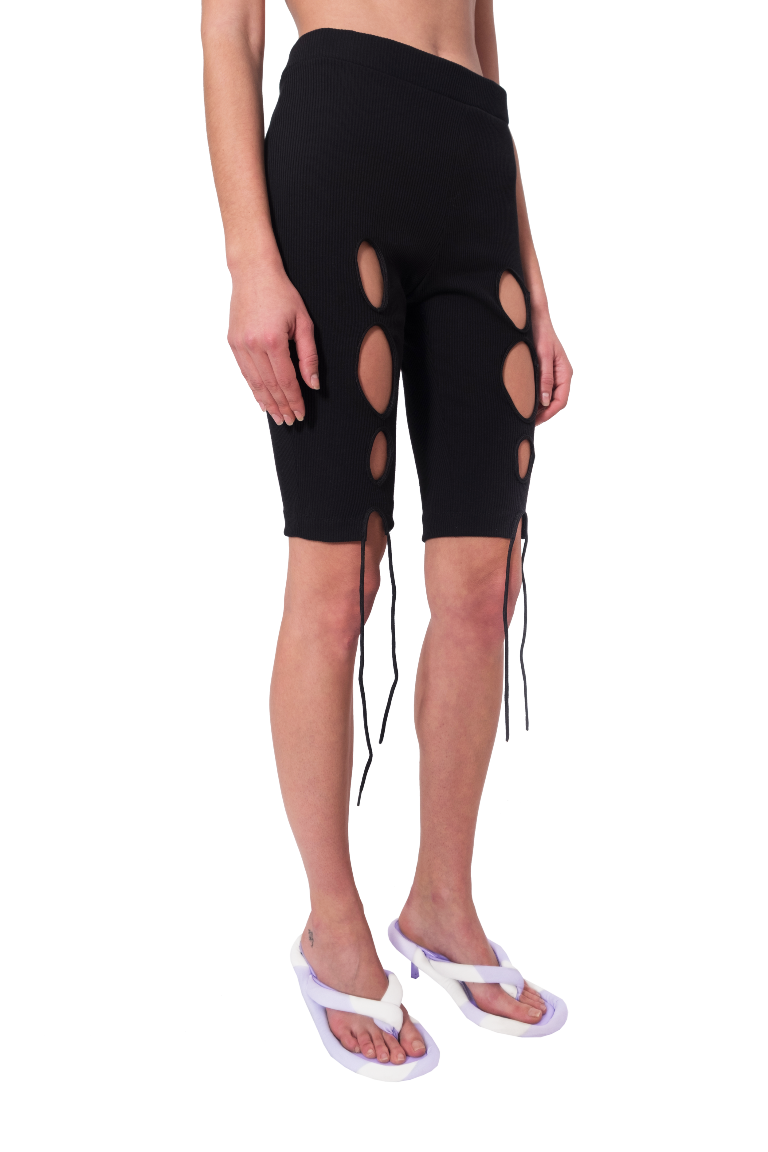 knit biker shorts side 2.png