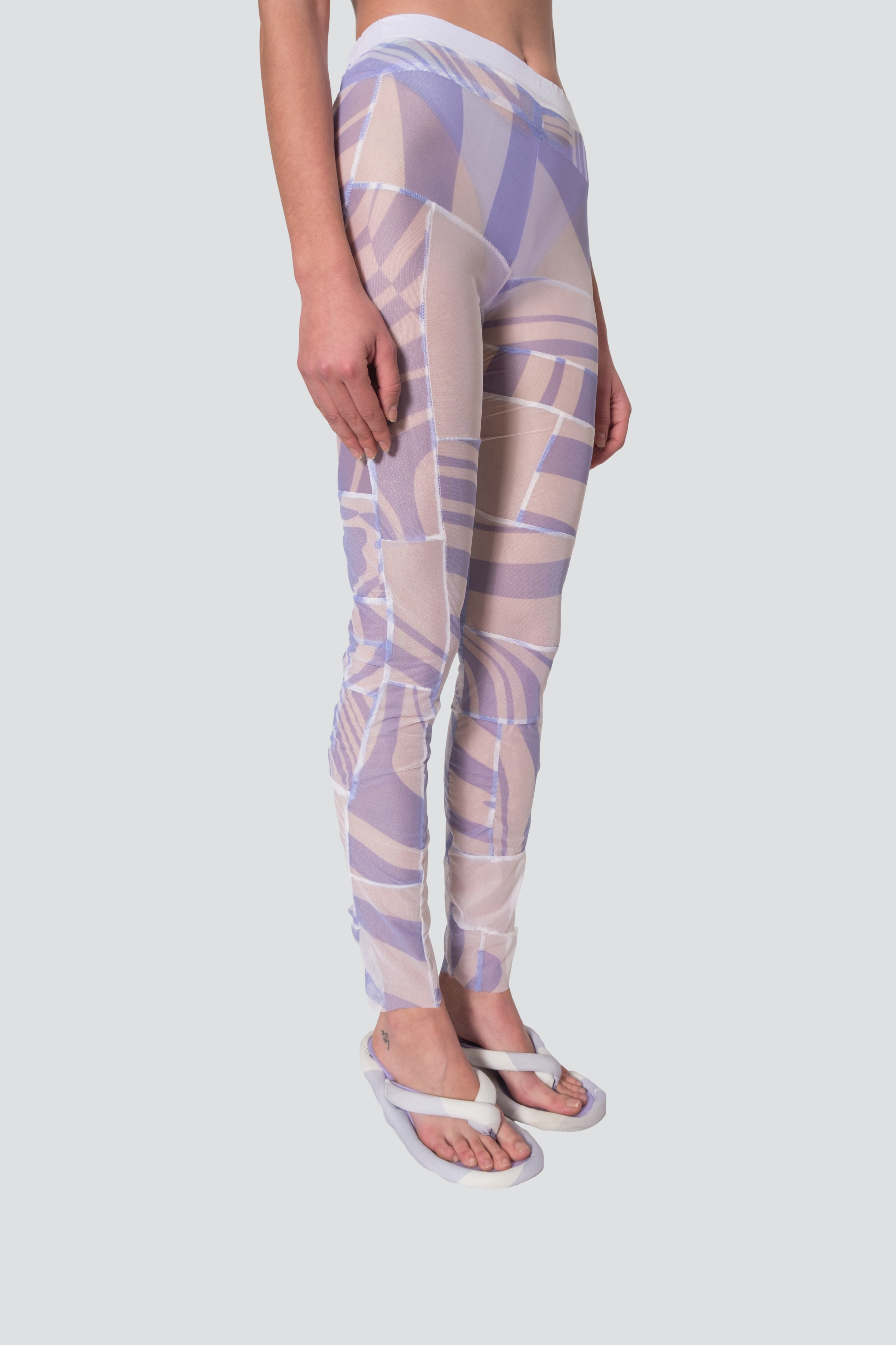 newwww-leggin_0000_Layer-8.png