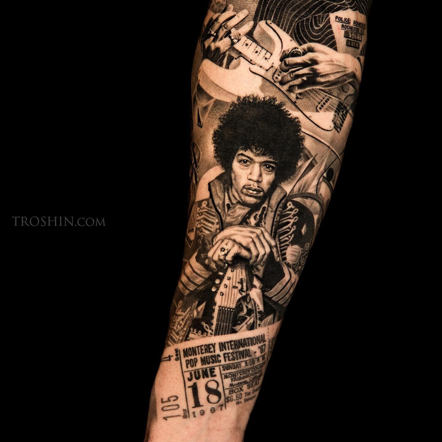 Fully healed rock star tribute sleeve. The lower part of the sleeve is all about  music icons and rock legends Jimmy Hendrix and The Doors. Who do you think is on the upper arm? 🤔